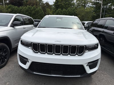 2026 Jeep Grand Cherokee Laredo