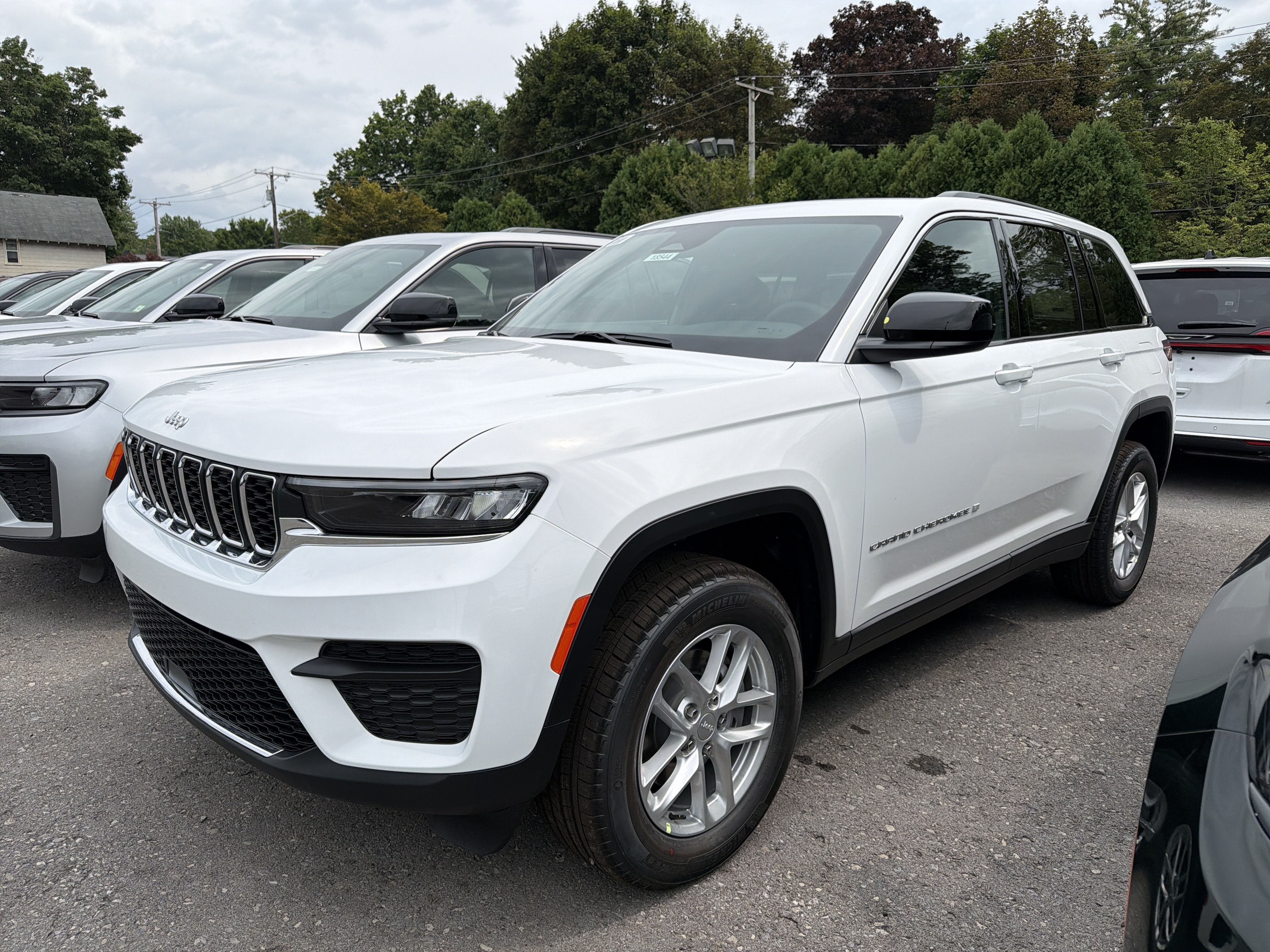 2026 Jeep Grand Cherokee Laredo