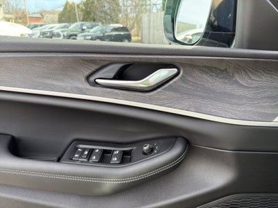 2026 Jeep Grand Cherokee Laredo Altitude