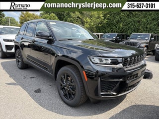 2026 Jeep Grand Cherokee Laredo Altitude