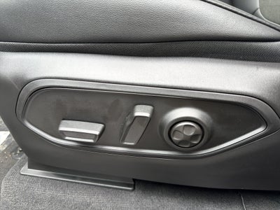 2027 Jeep Grand Cherokee Laredo Altitude