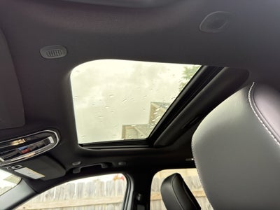 2027 Jeep Grand Cherokee Laredo Altitude