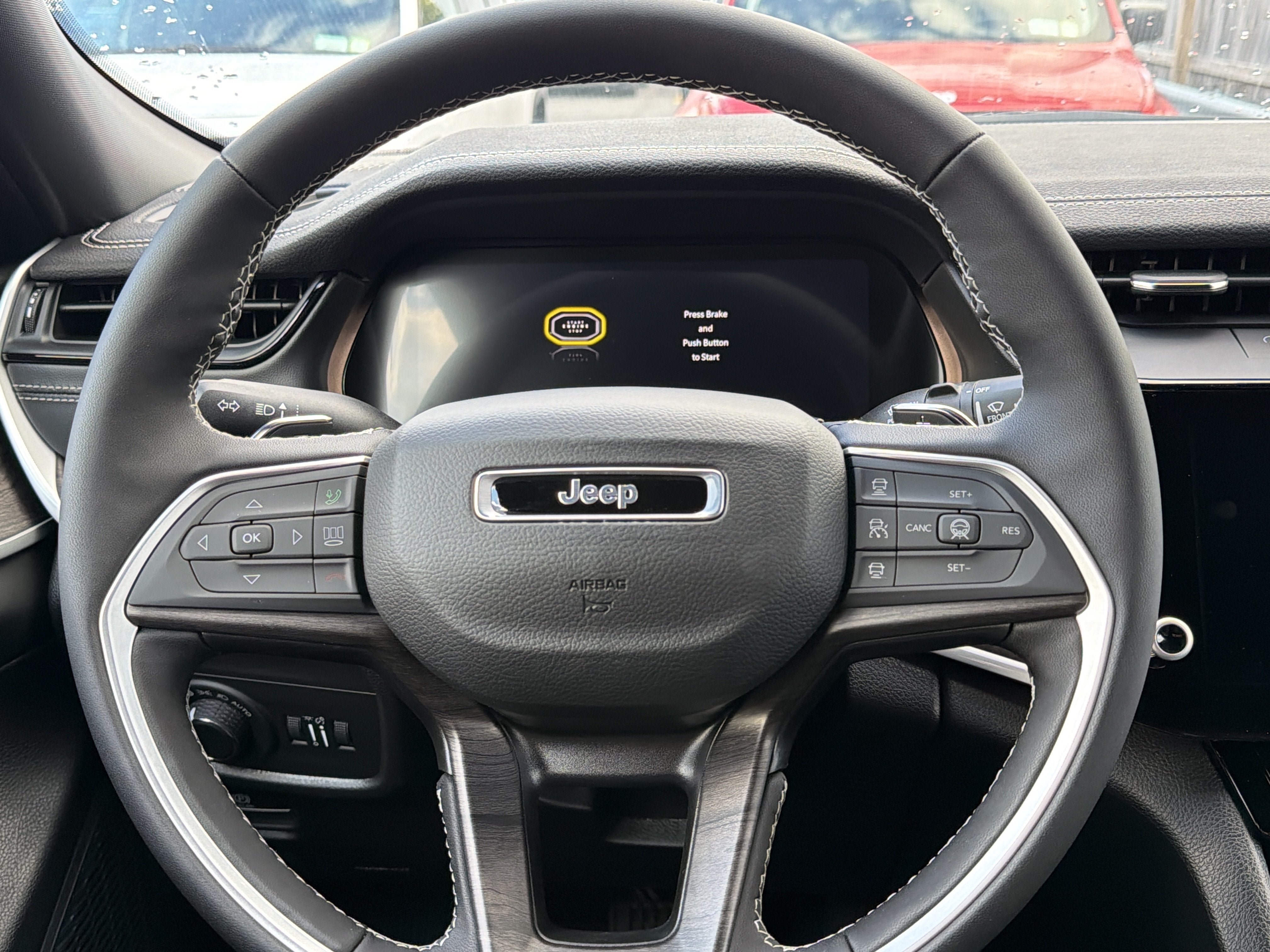 2027 Jeep Grand Cherokee Laredo Altitude