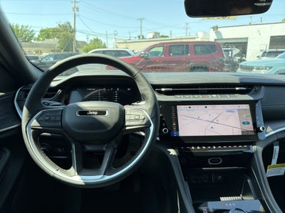 2026 Jeep Grand Cherokee Laredo Altitude