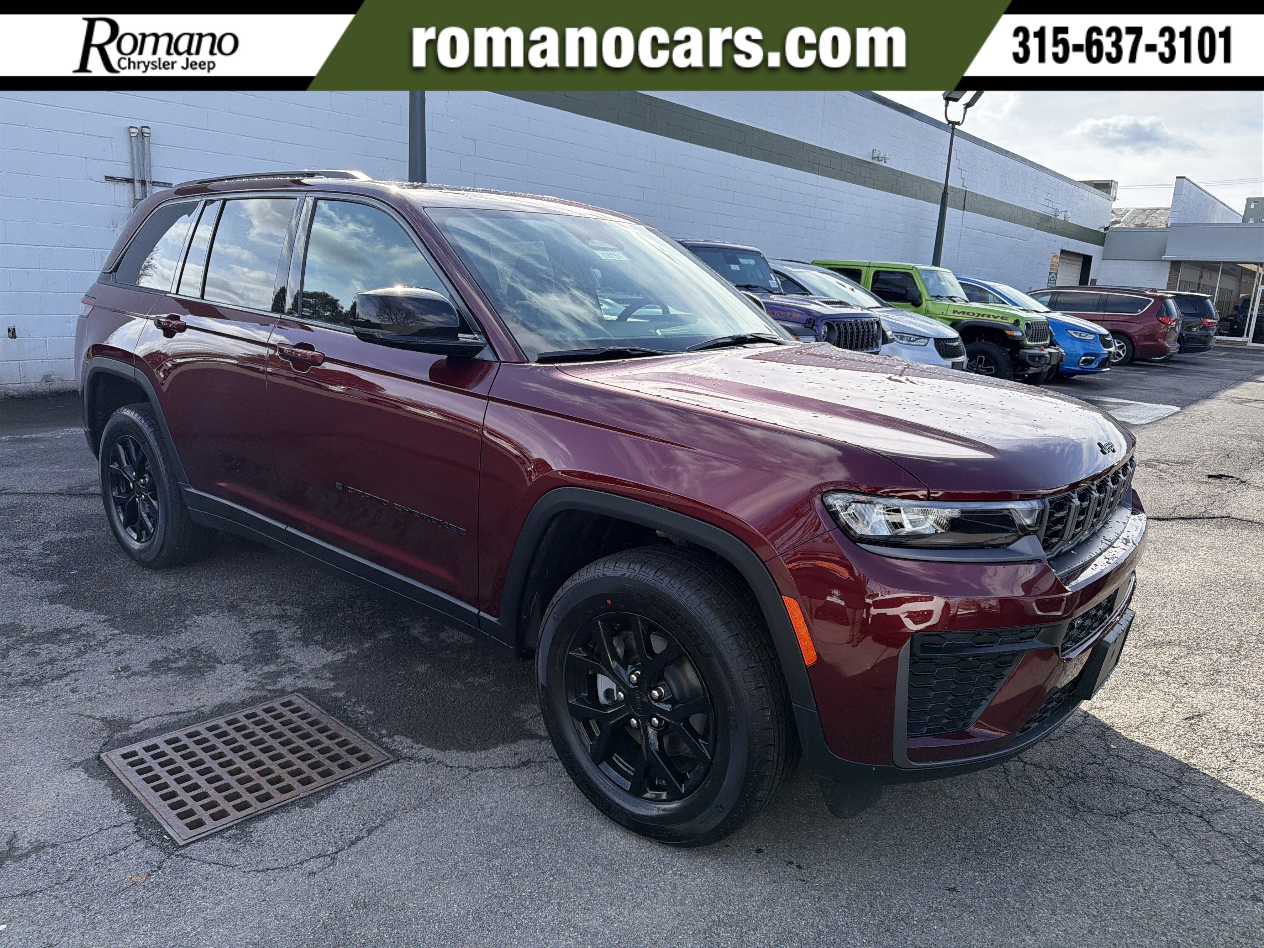 2026 Jeep Grand Cherokee Laredo Altitude