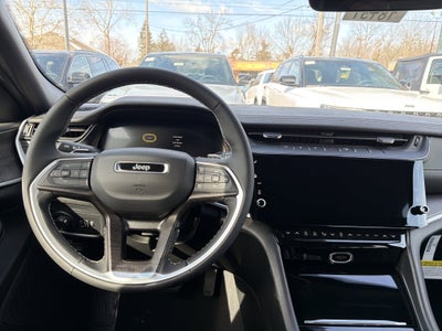 2026 Jeep Grand Cherokee Laredo Altitude