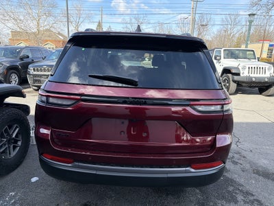 2026 Jeep Grand Cherokee Laredo Altitude