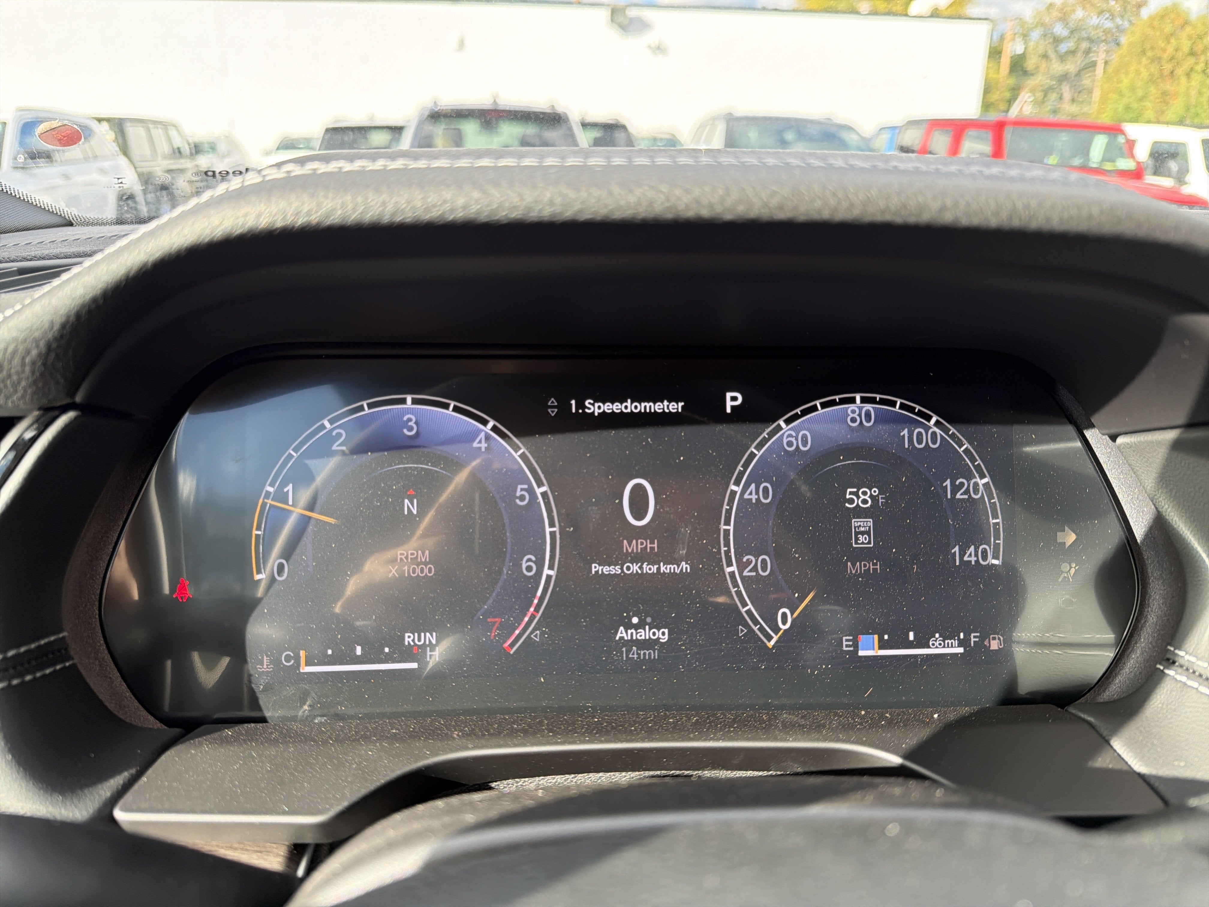 2027 Jeep Grand Cherokee Laredo Altitude