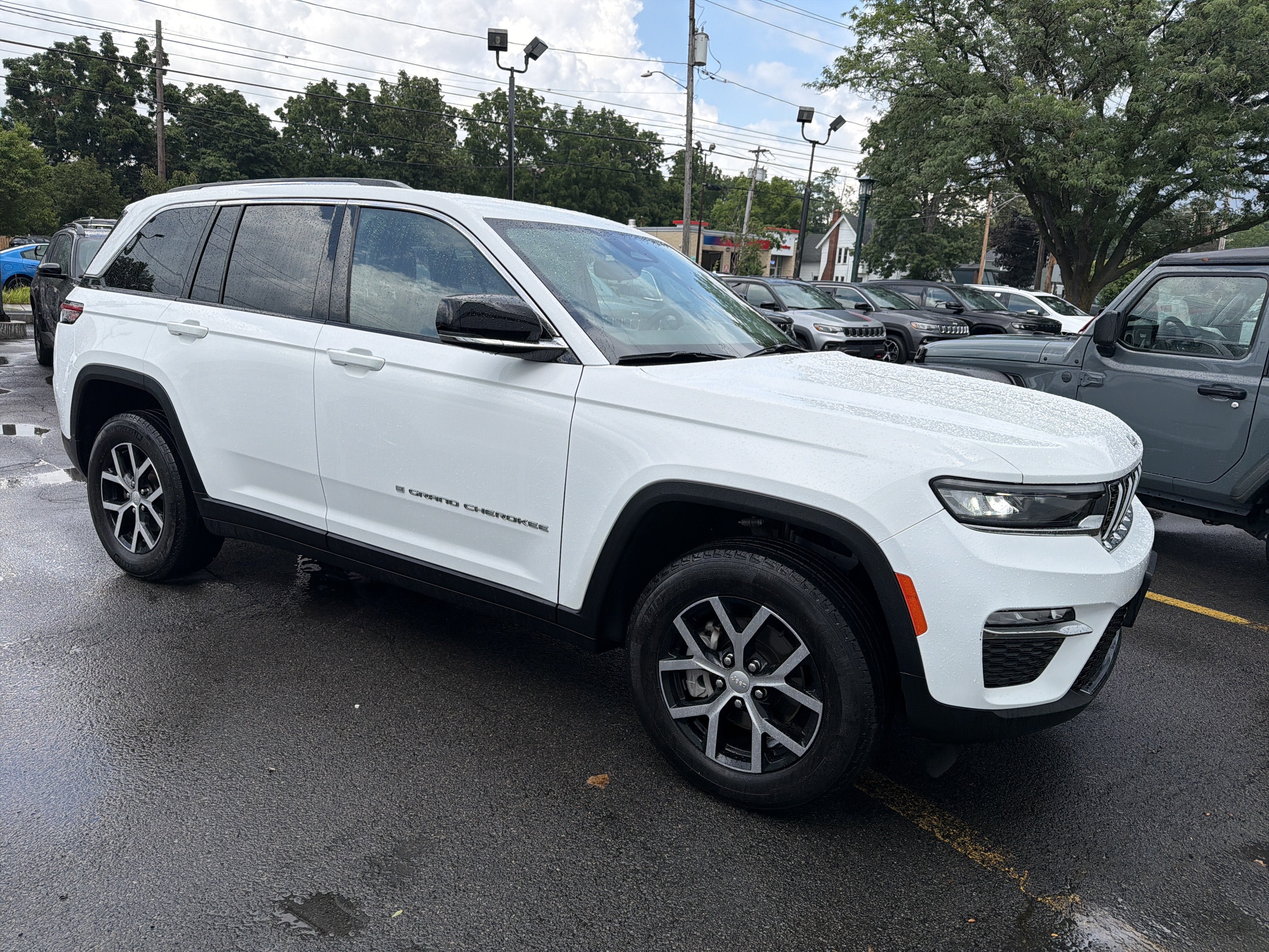 2023 Jeep Grand Cherokee Limited