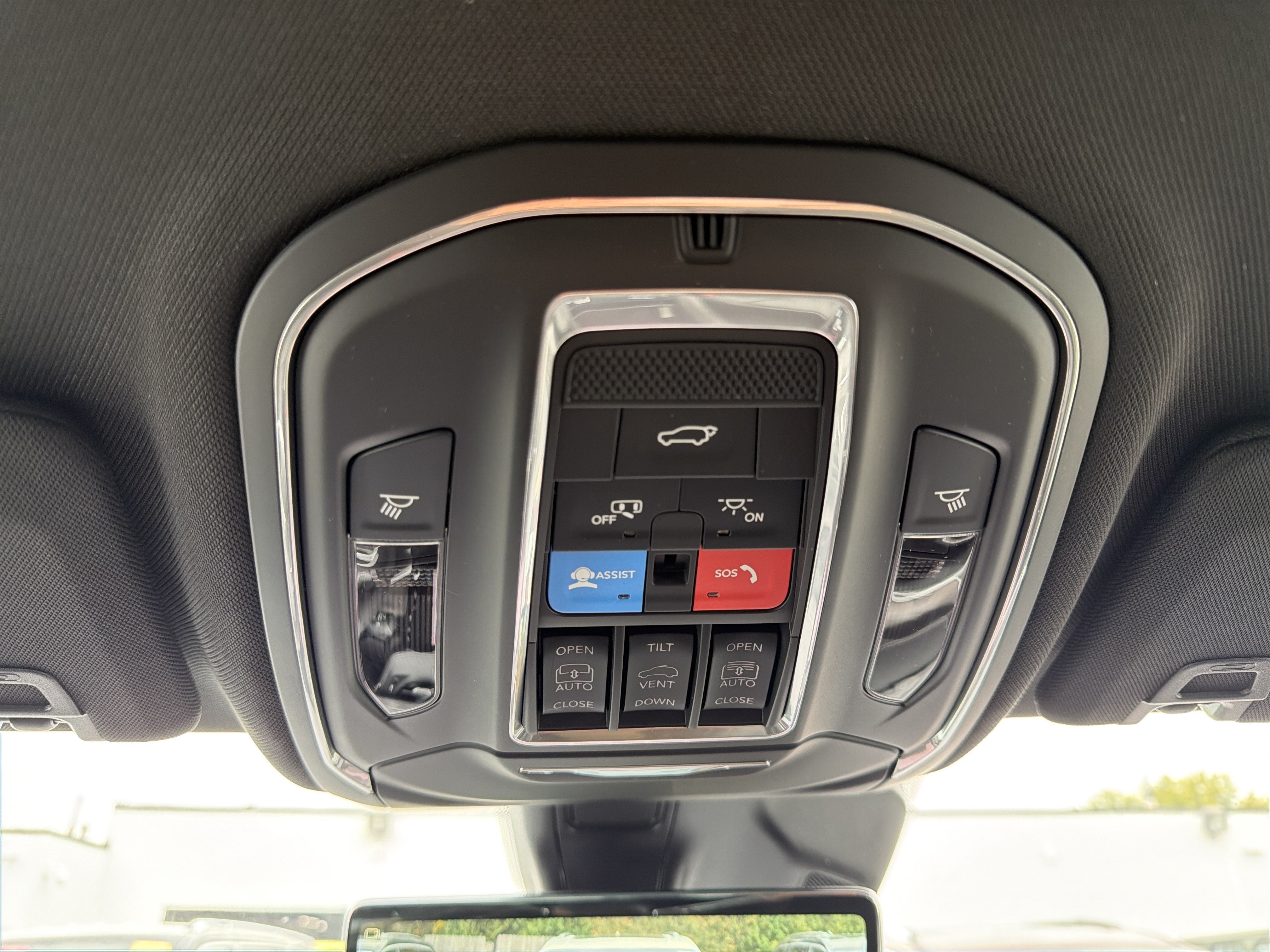 2027 Jeep Grand Cherokee Limited Reserve