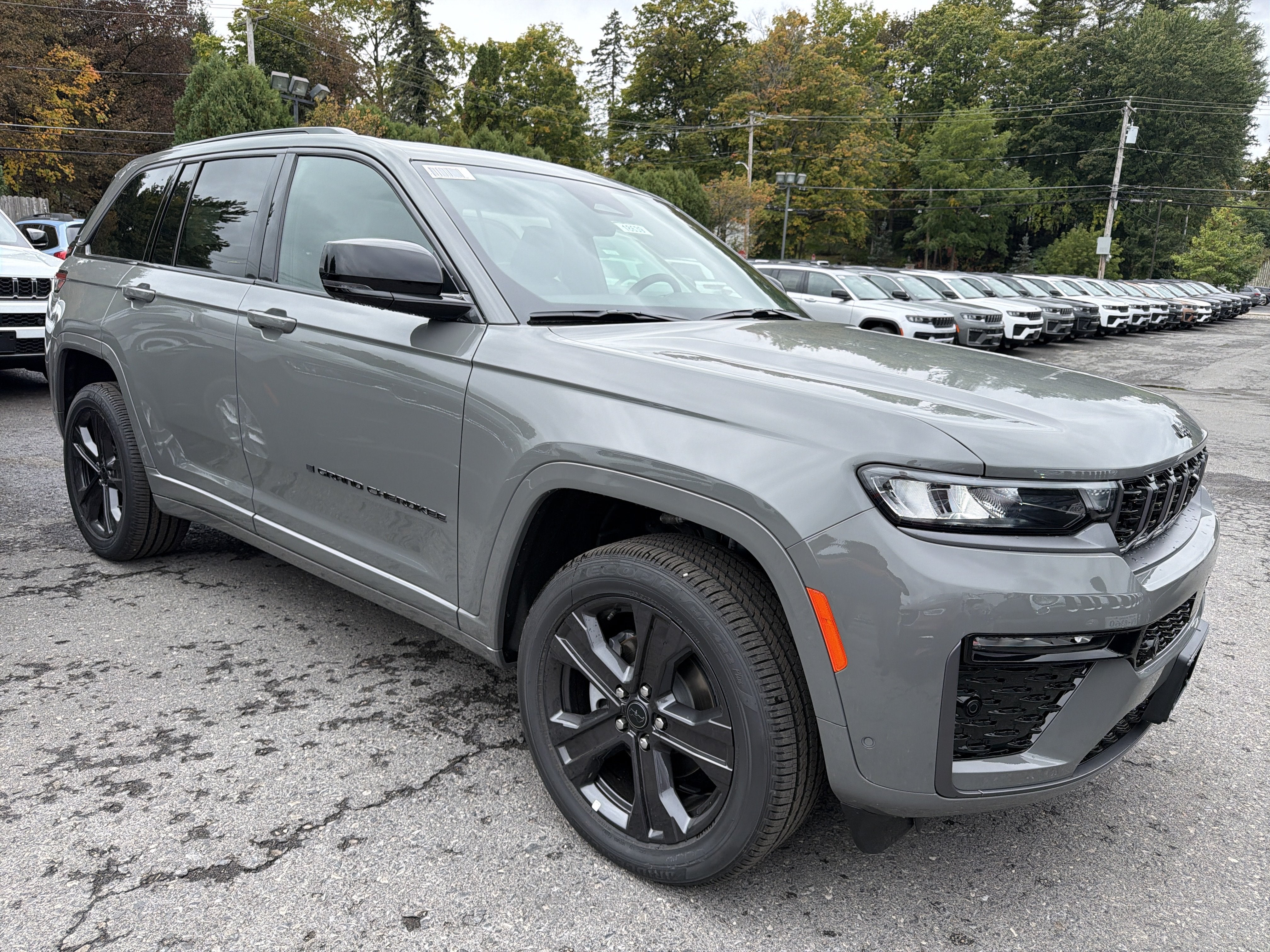 2027 Jeep Grand Cherokee Limited Reserve