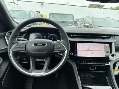 2027 Jeep Grand Cherokee Limited Reserve