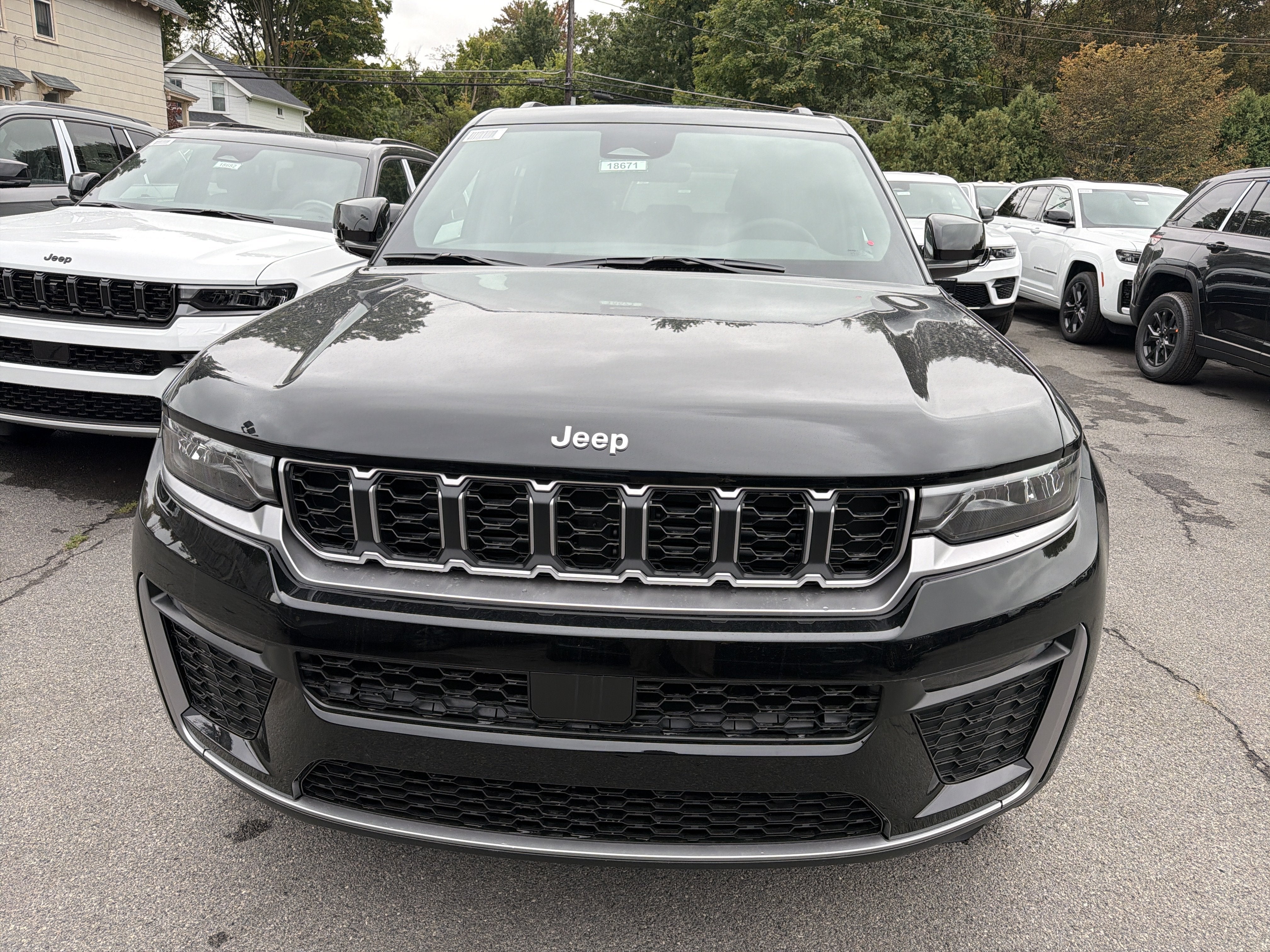 2027 Jeep Grand Cherokee Limited Reserve