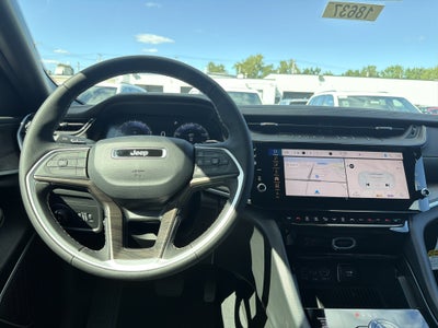 2027 Jeep Grand Cherokee Limited Reserve