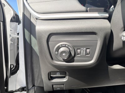2027 Jeep Grand Cherokee Limited Reserve