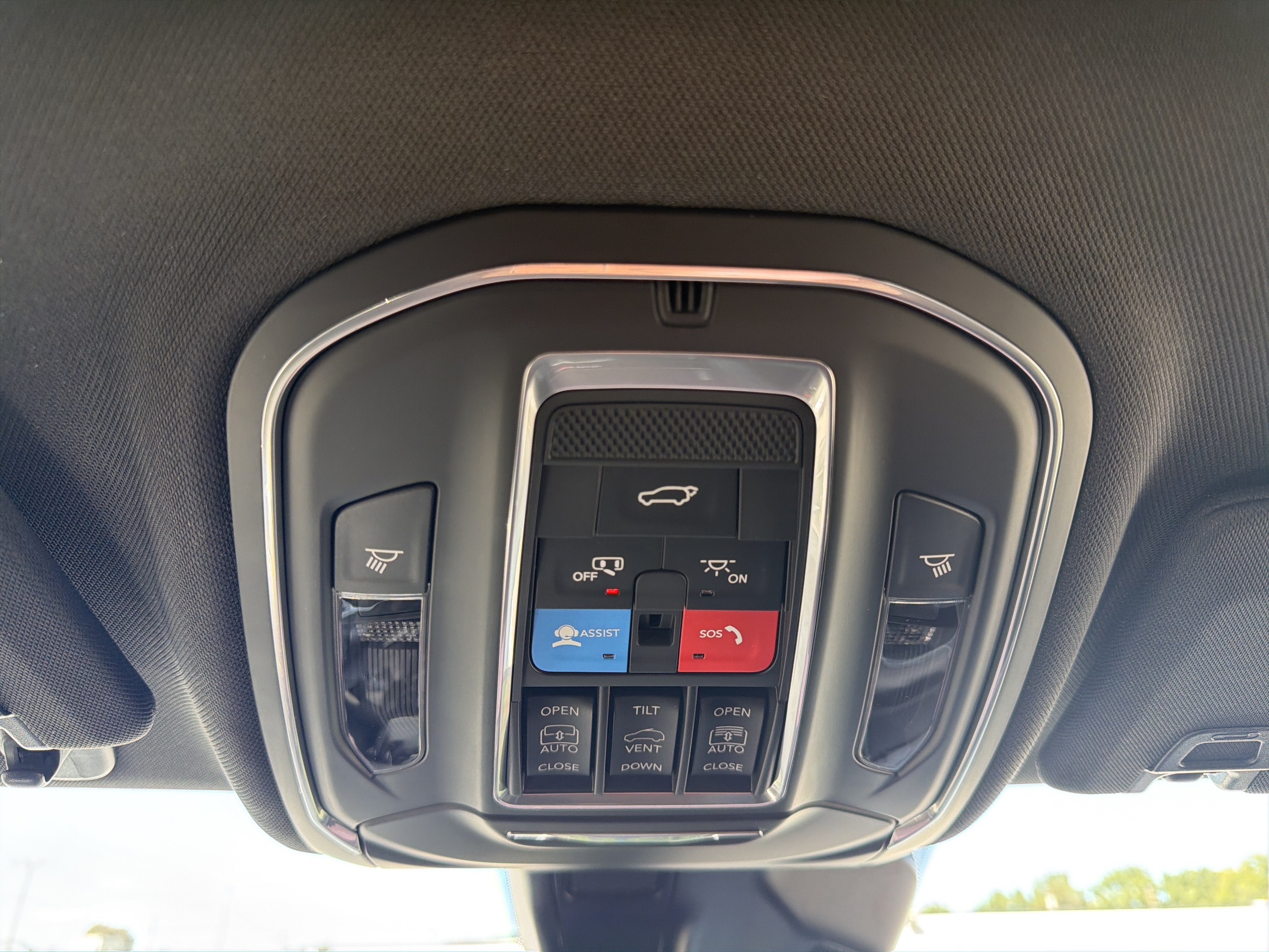 2027 Jeep Grand Cherokee Limited Reserve