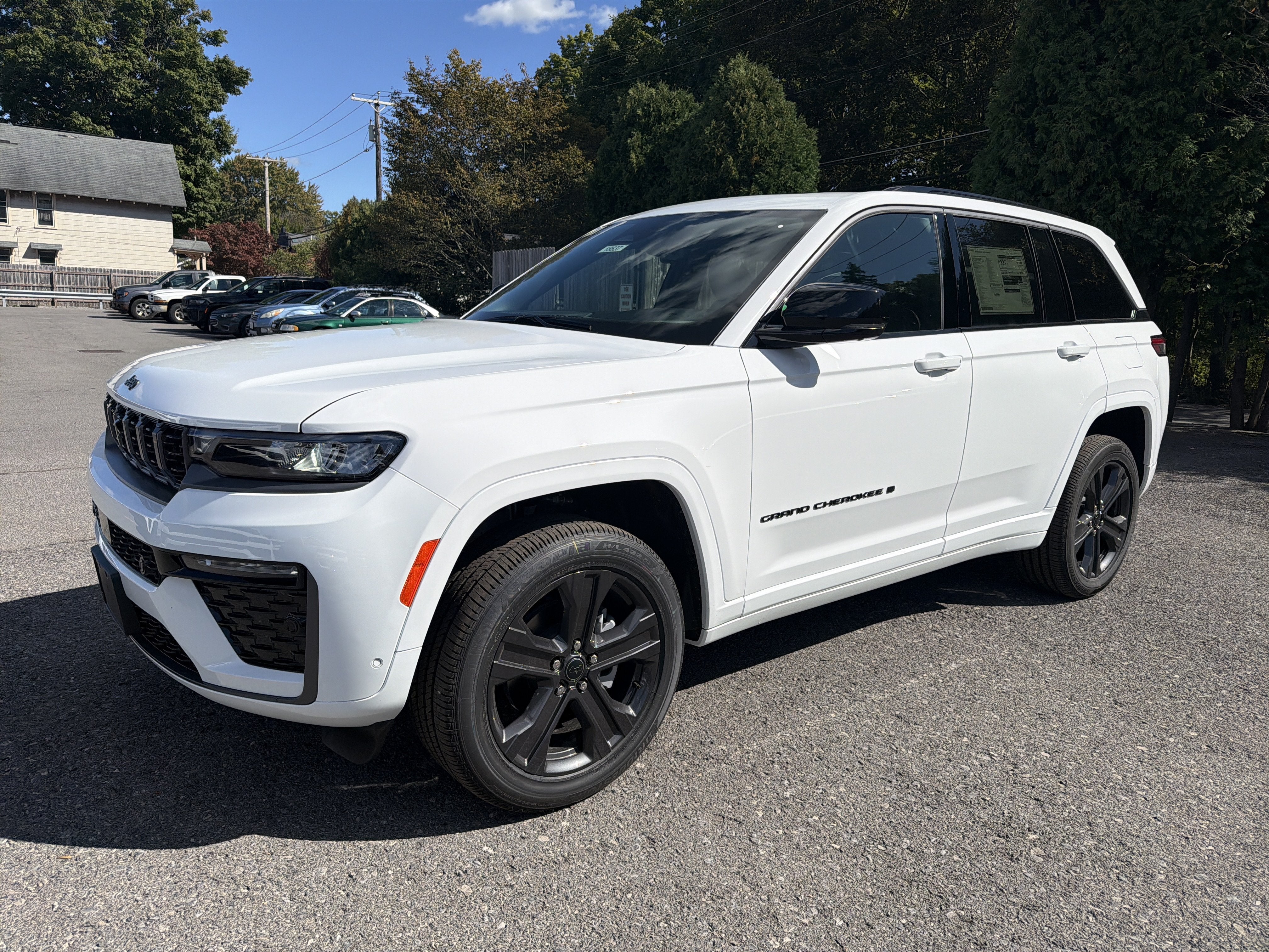 2027 Jeep Grand Cherokee Limited Reserve