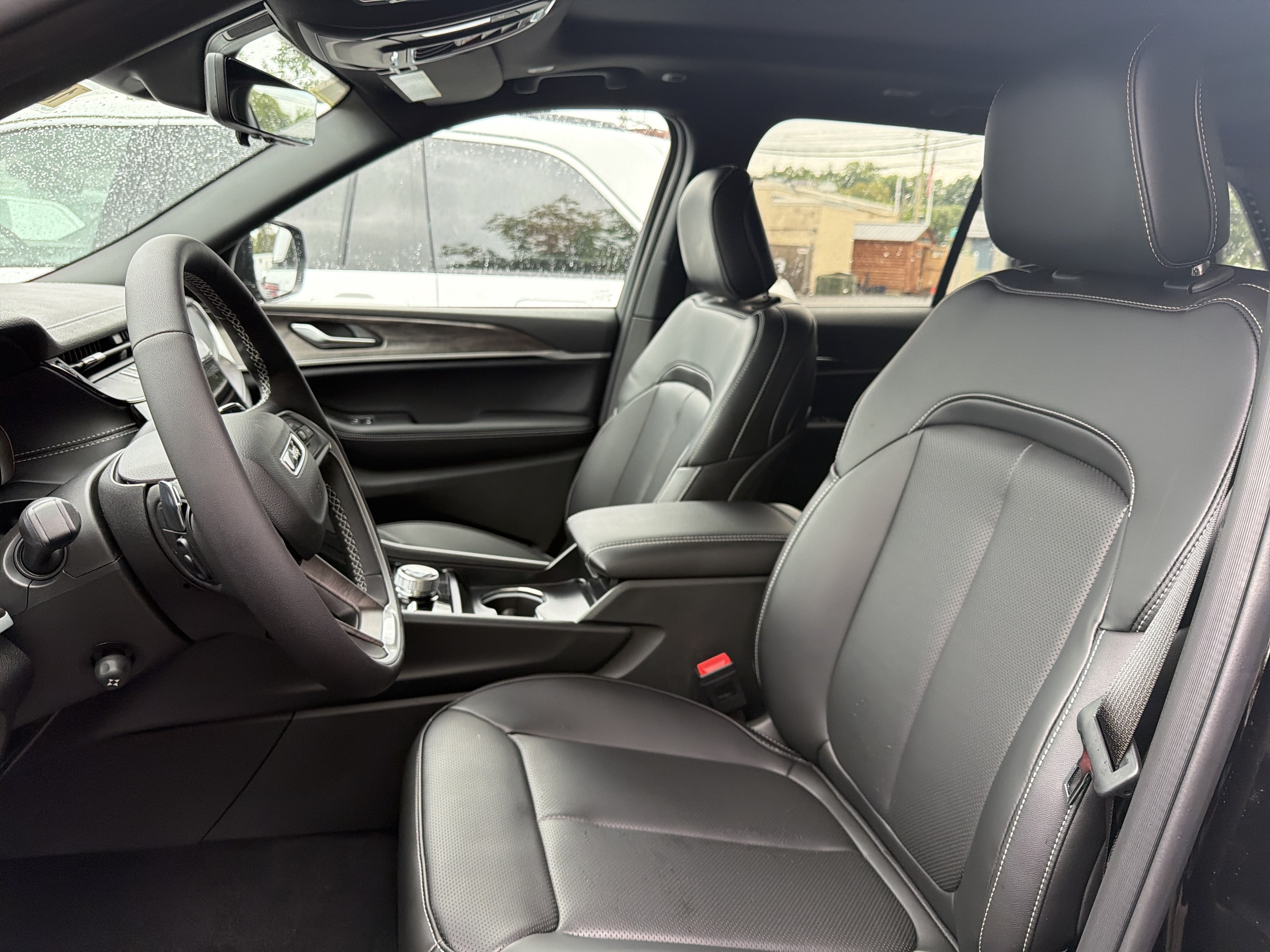 2027 Jeep Grand Cherokee Limited