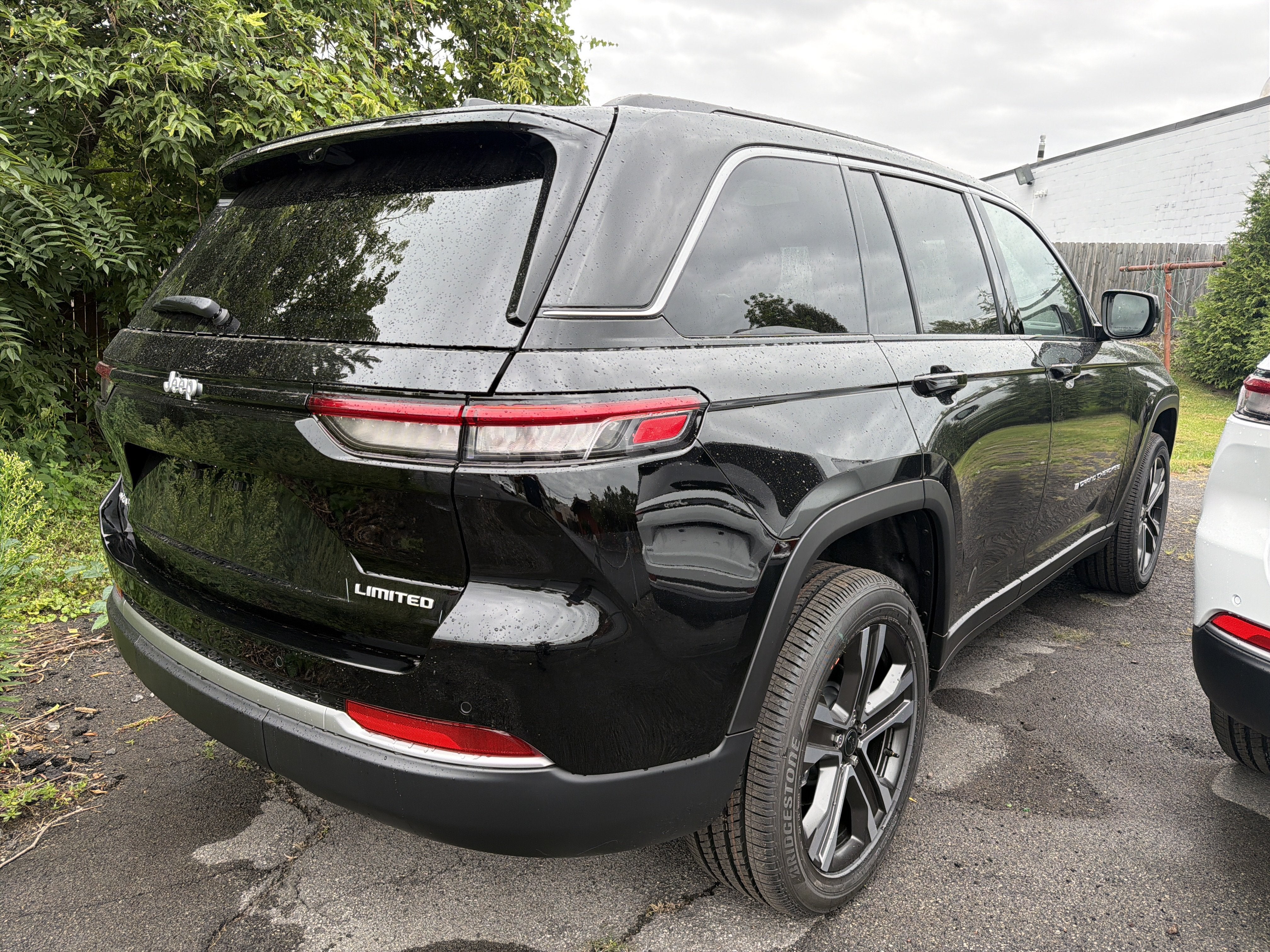 2027 Jeep Grand Cherokee Limited