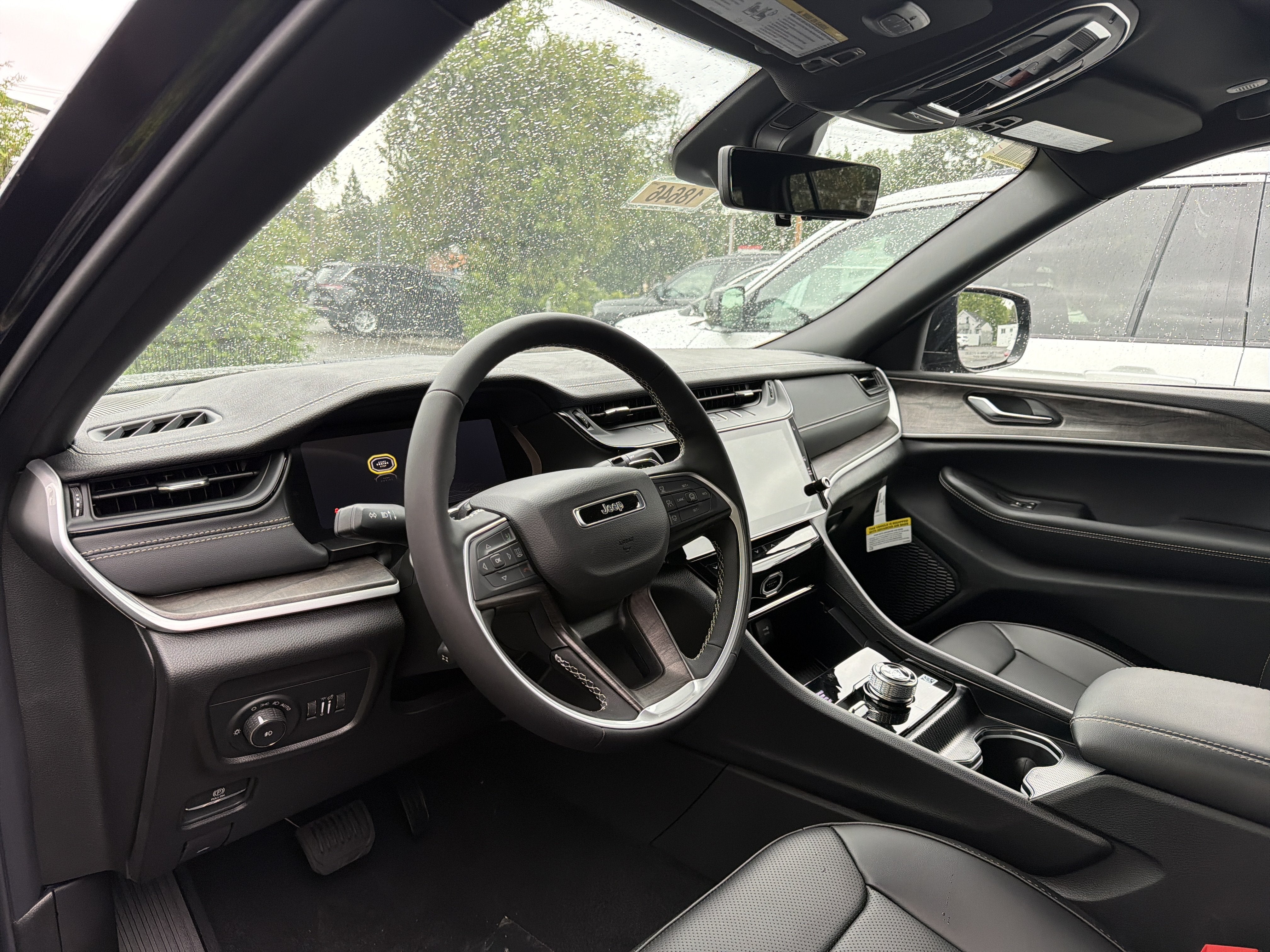 2027 Jeep Grand Cherokee Limited