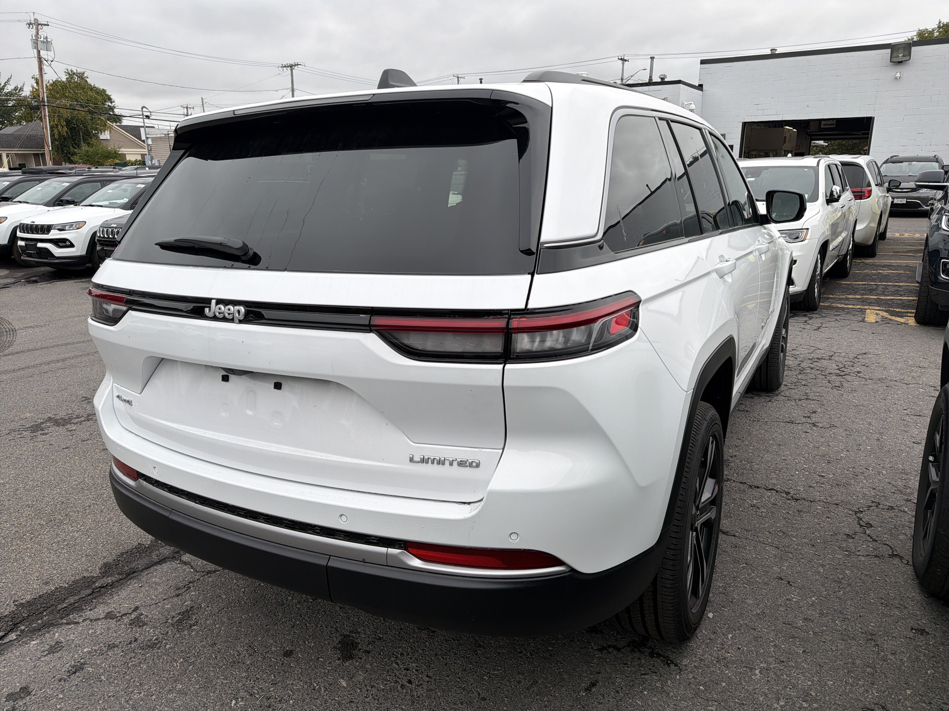 2027 Jeep Grand Cherokee Limited