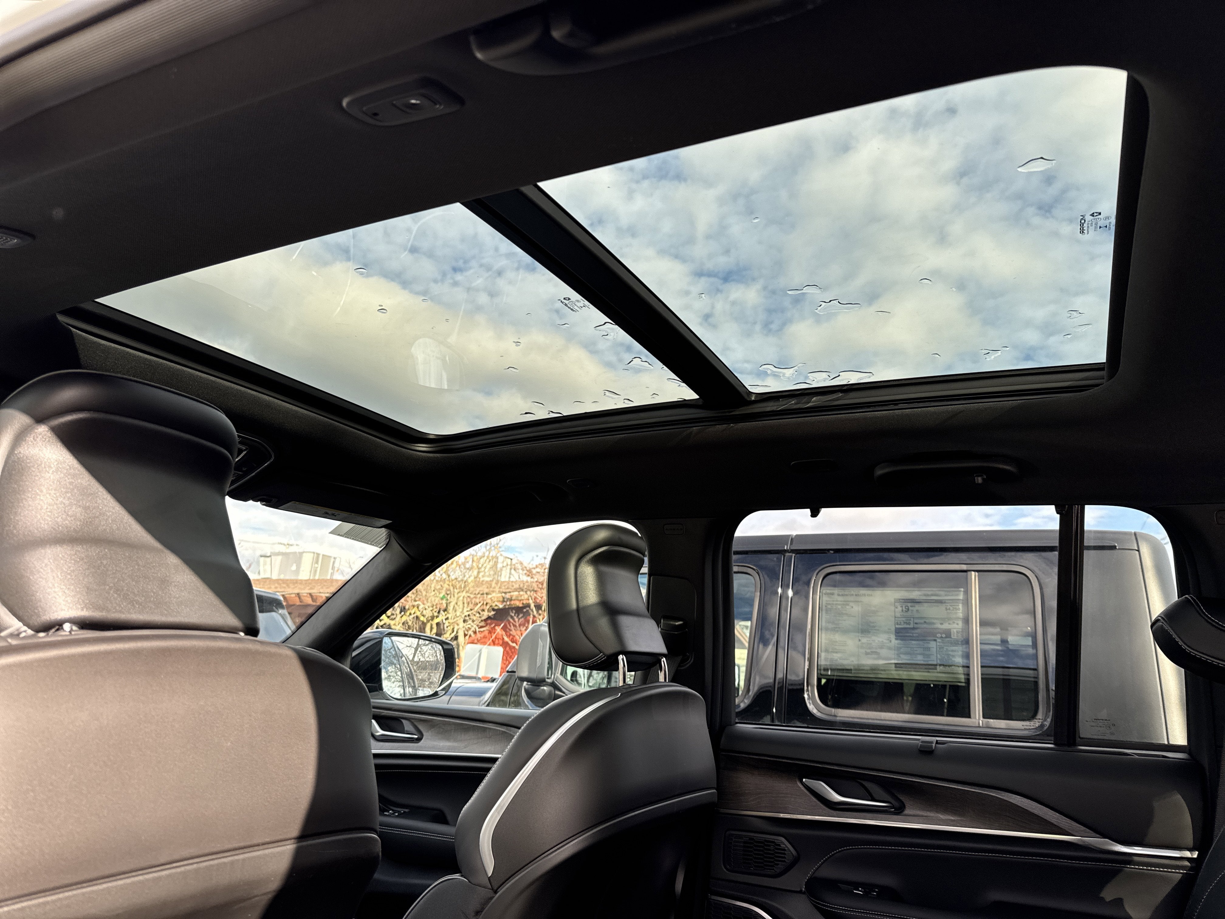 2025 Jeep Grand Cherokee Overland