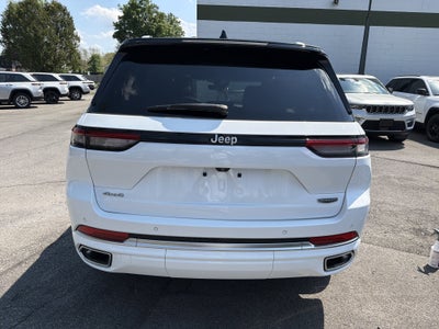 2023 Jeep Grand Cherokee Summit