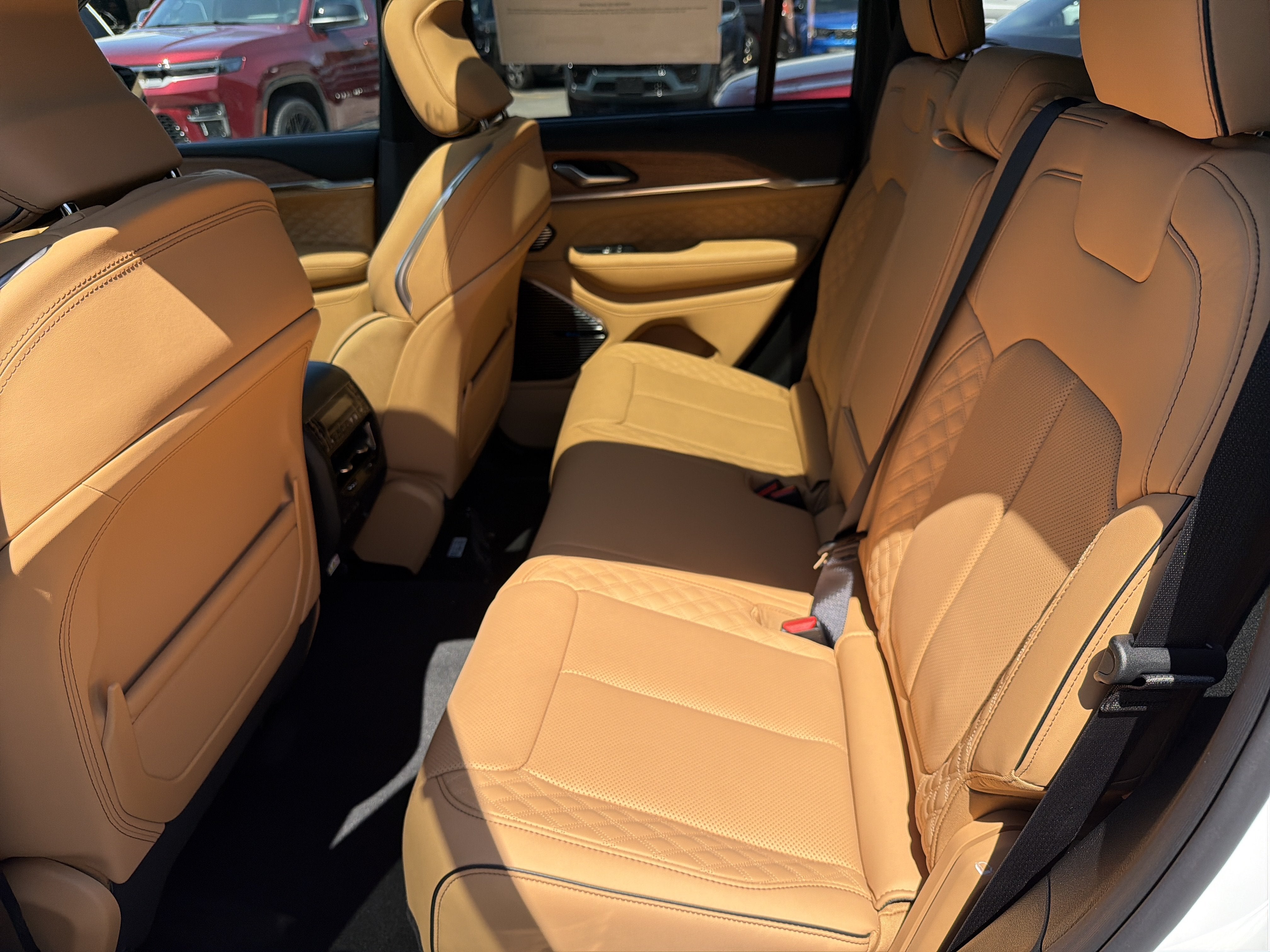 2026 Jeep Grand Cherokee Summit