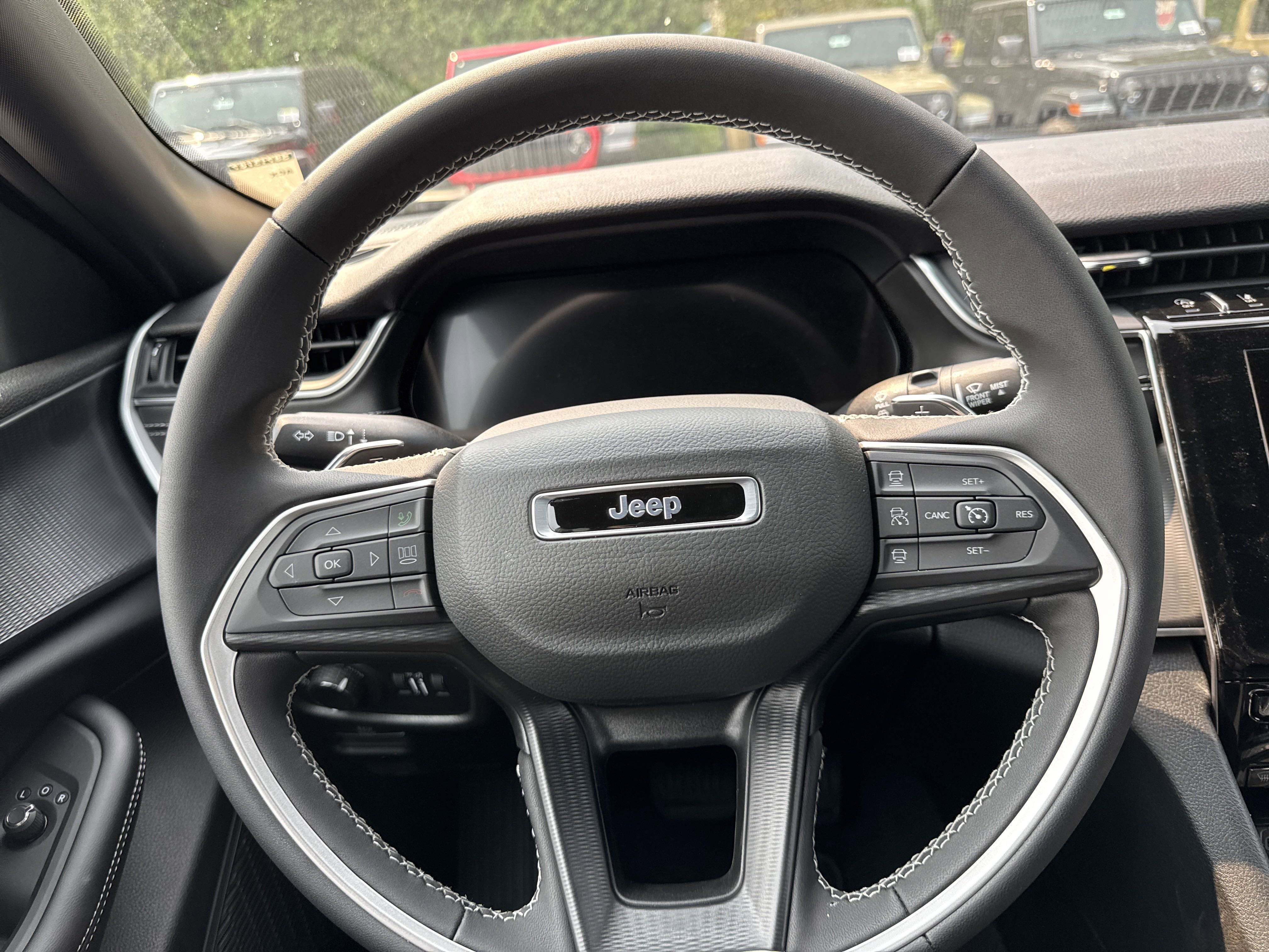 2025 Jeep Grand Cherokee L Laredo X