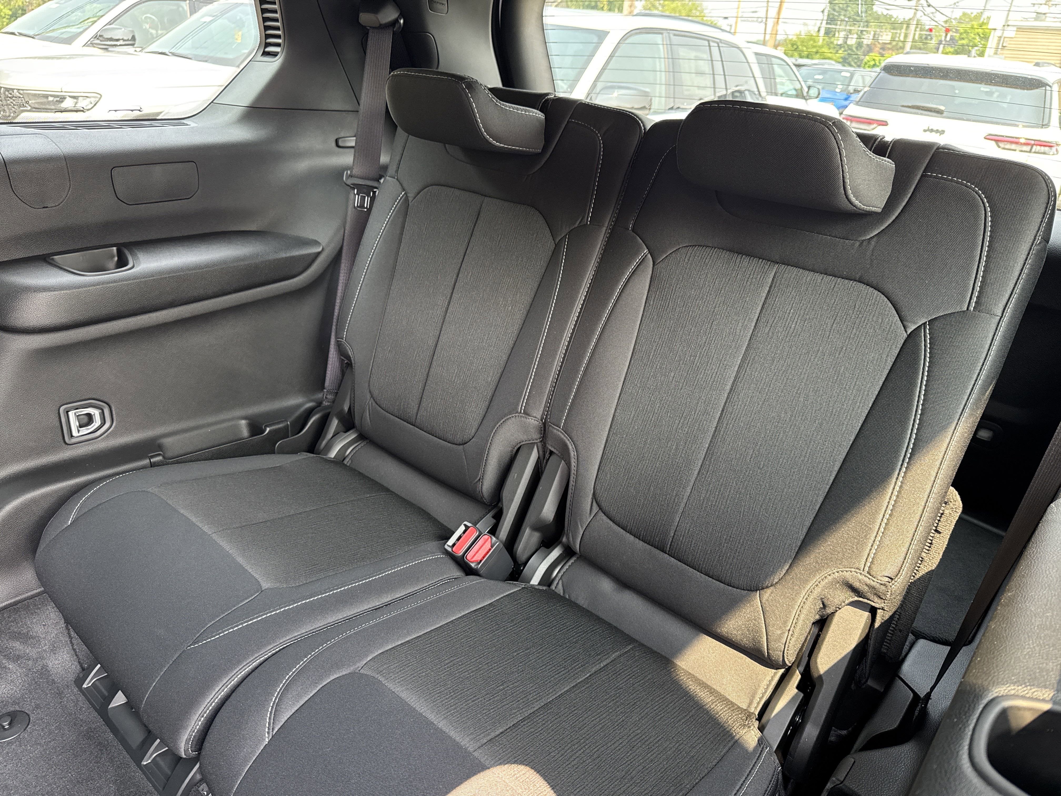 2025 Jeep Grand Cherokee L Laredo X