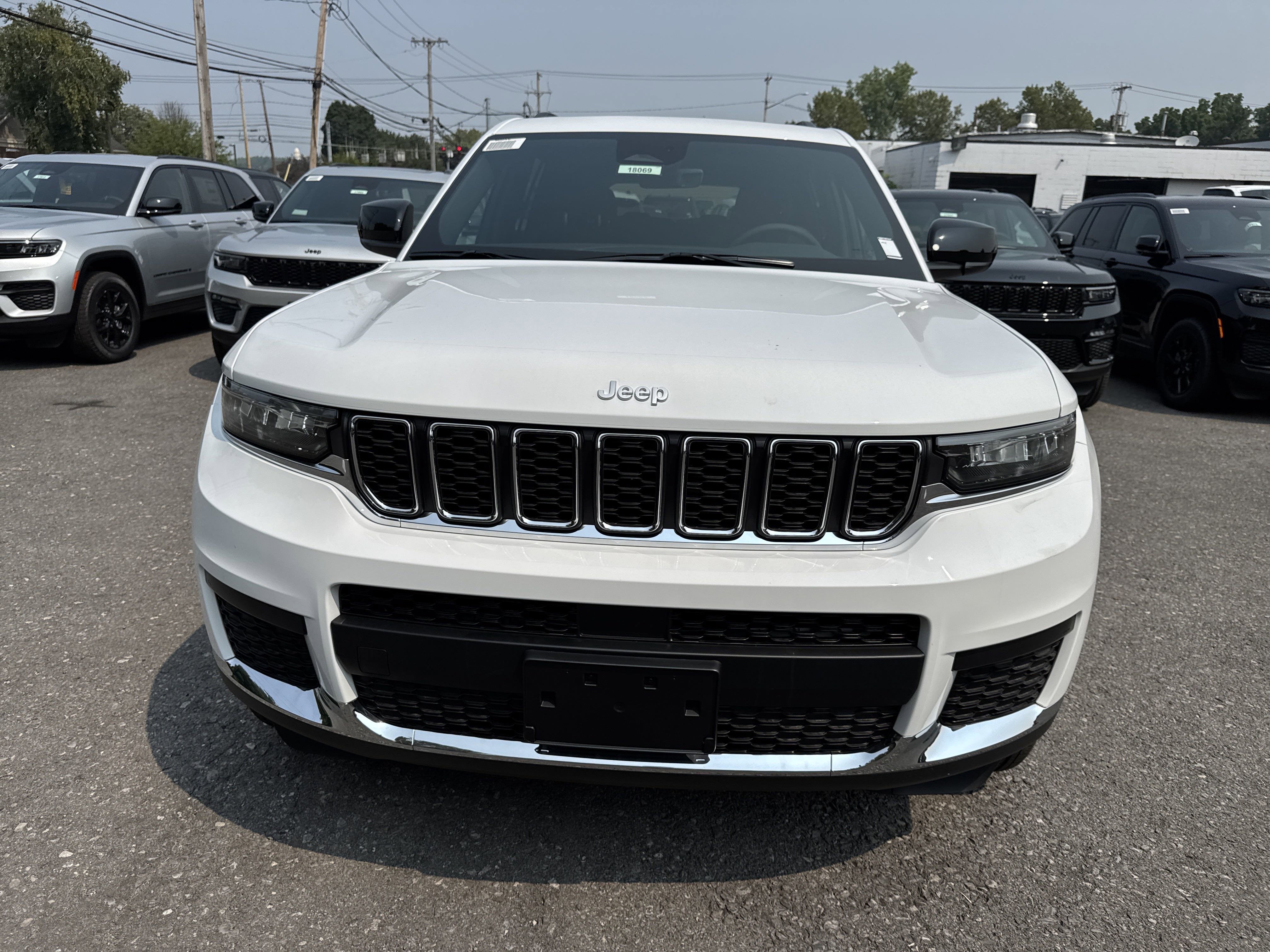 2025 Jeep Grand Cherokee L Laredo X