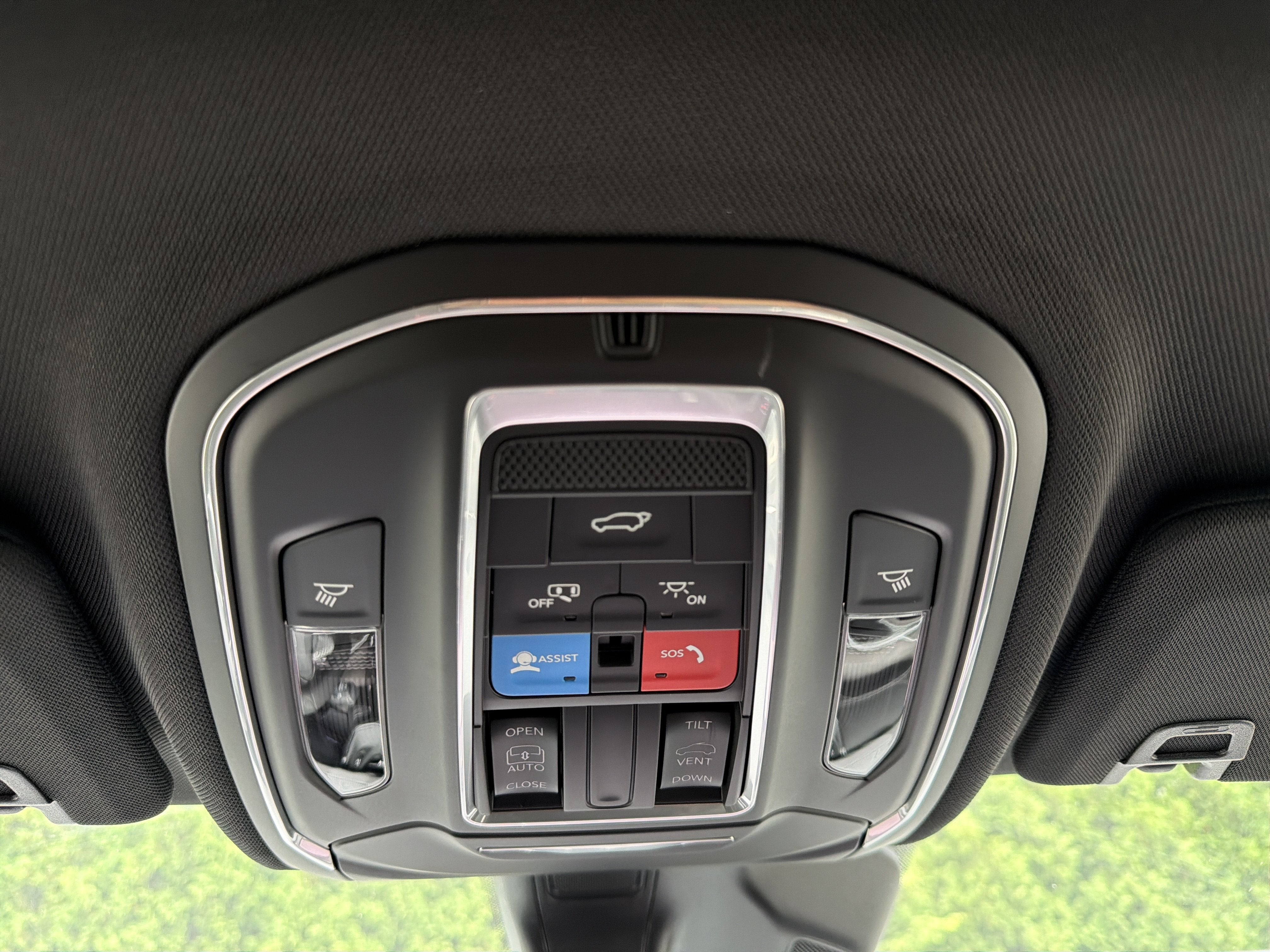 2026 Jeep Grand Cherokee L Laredo Altitude