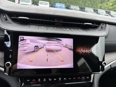 2026 Jeep Grand Cherokee L Laredo Altitude