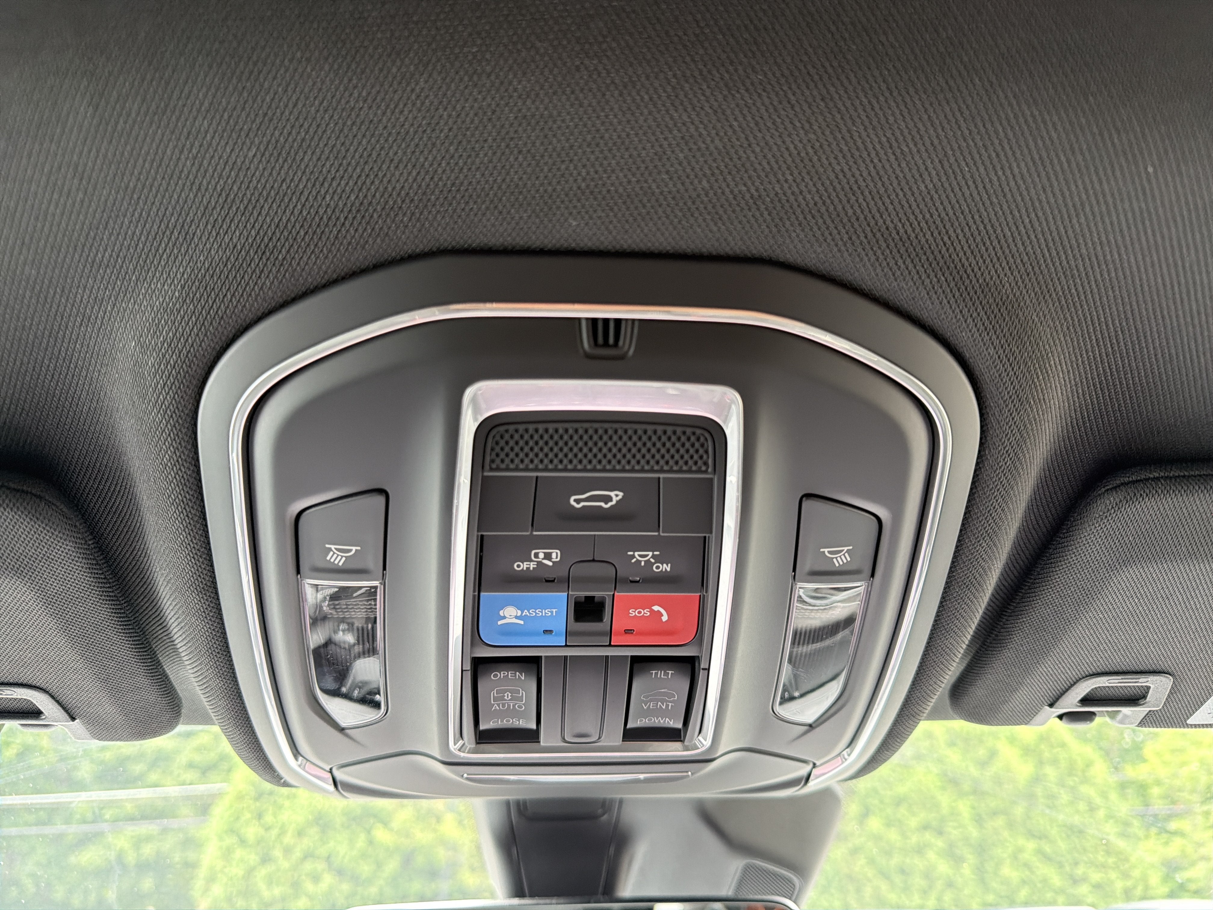 2026 Jeep Grand Cherokee L Laredo Altitude