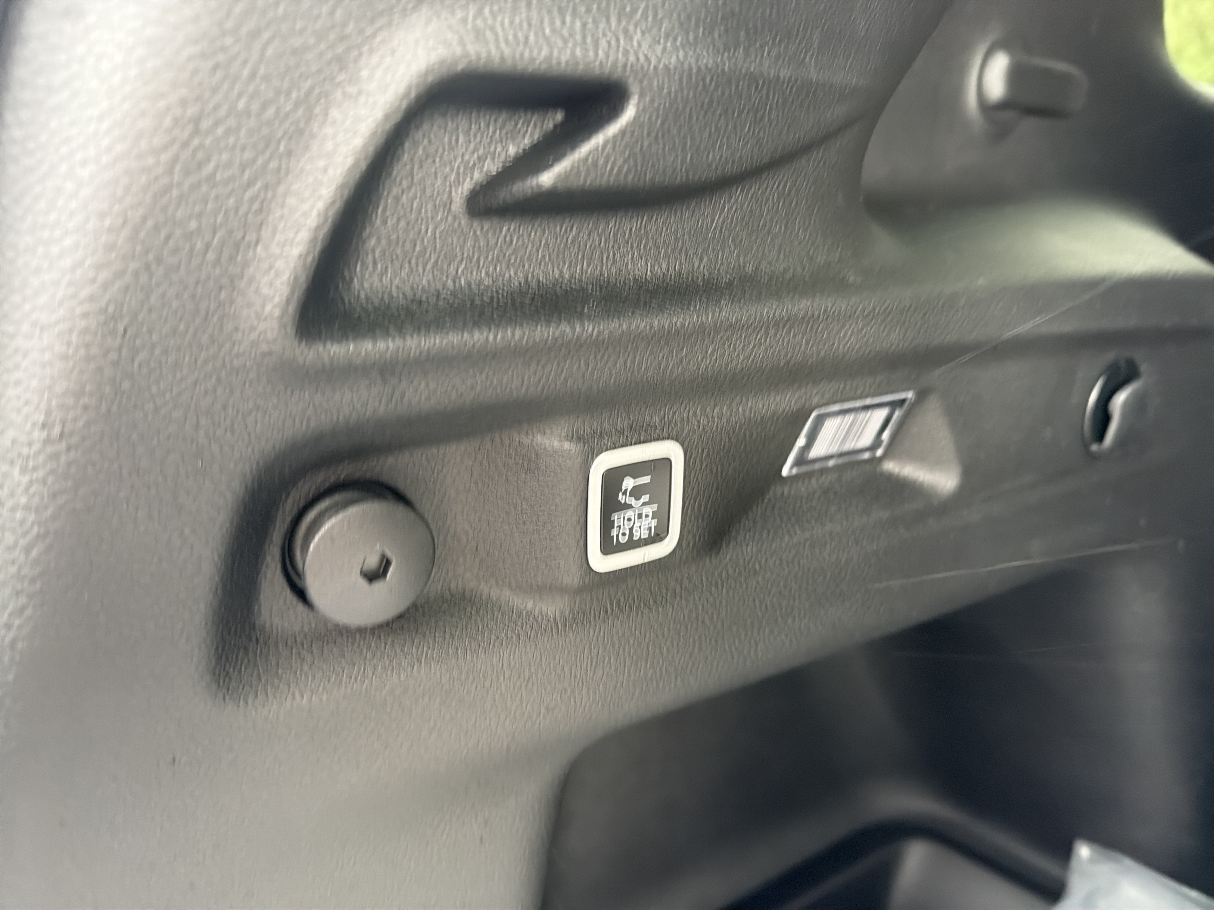 2027 Jeep Grand Cherokee L Laredo Altitude