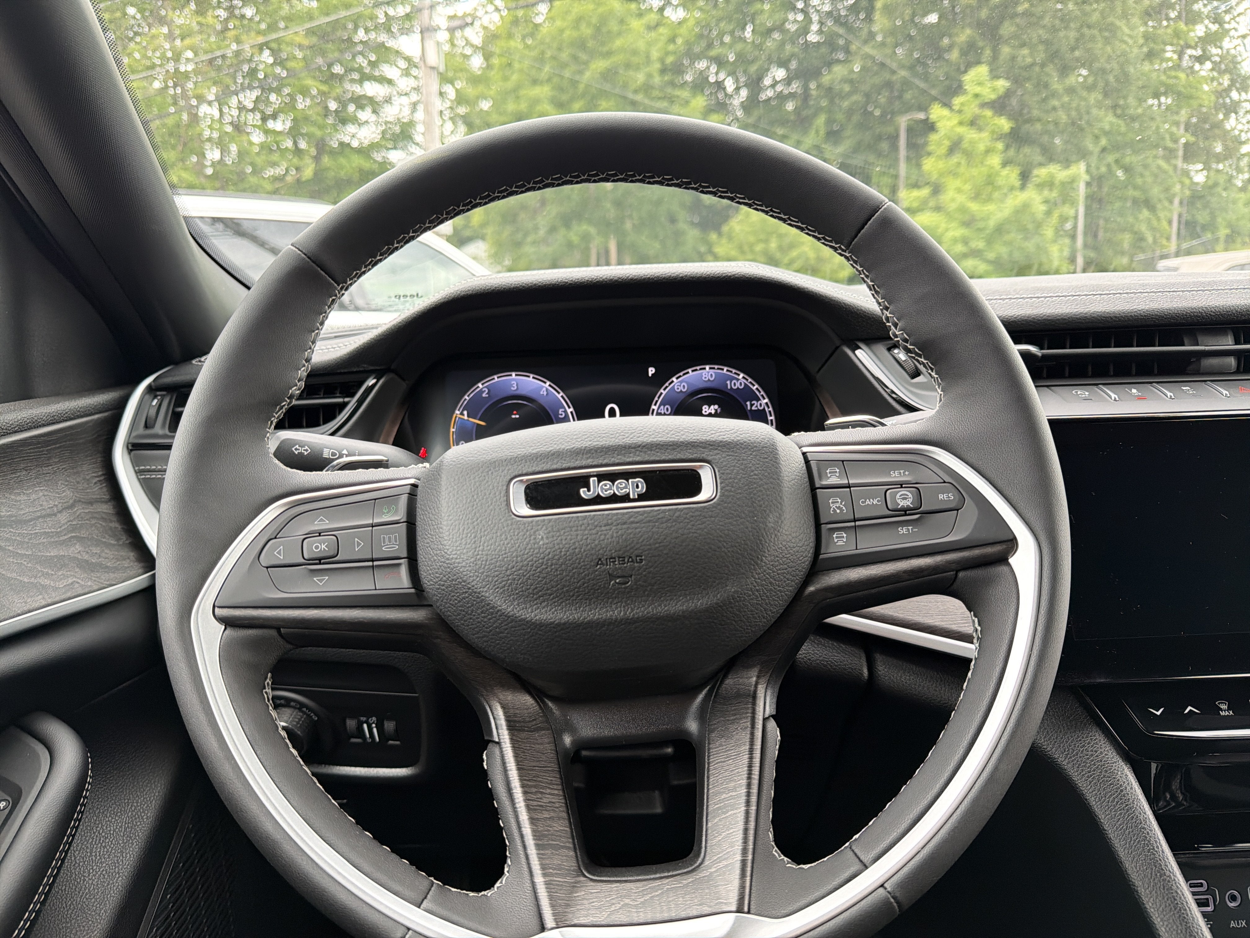 2026 Jeep Grand Cherokee L Laredo Altitude