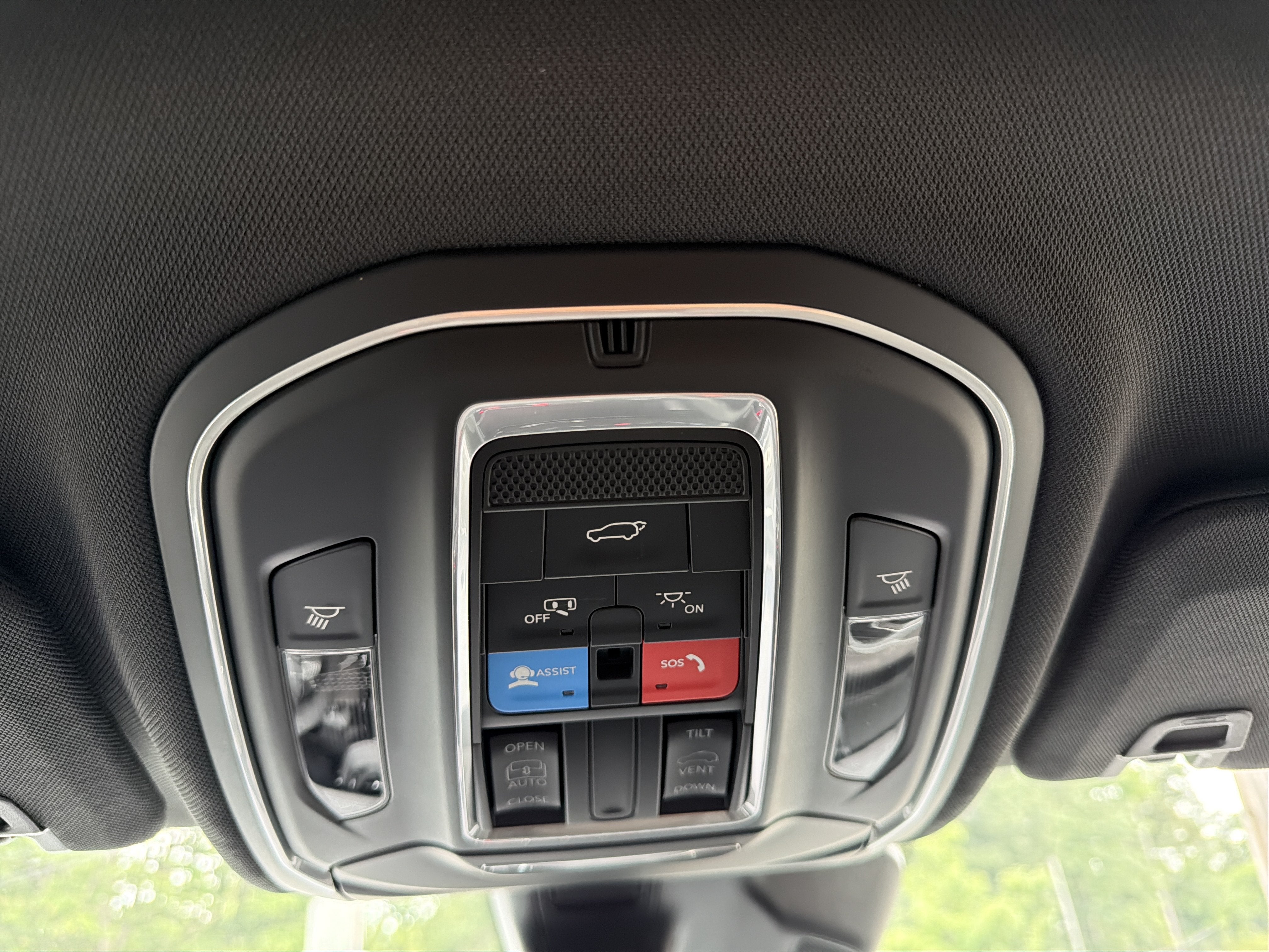2026 Jeep Grand Cherokee L Laredo Altitude