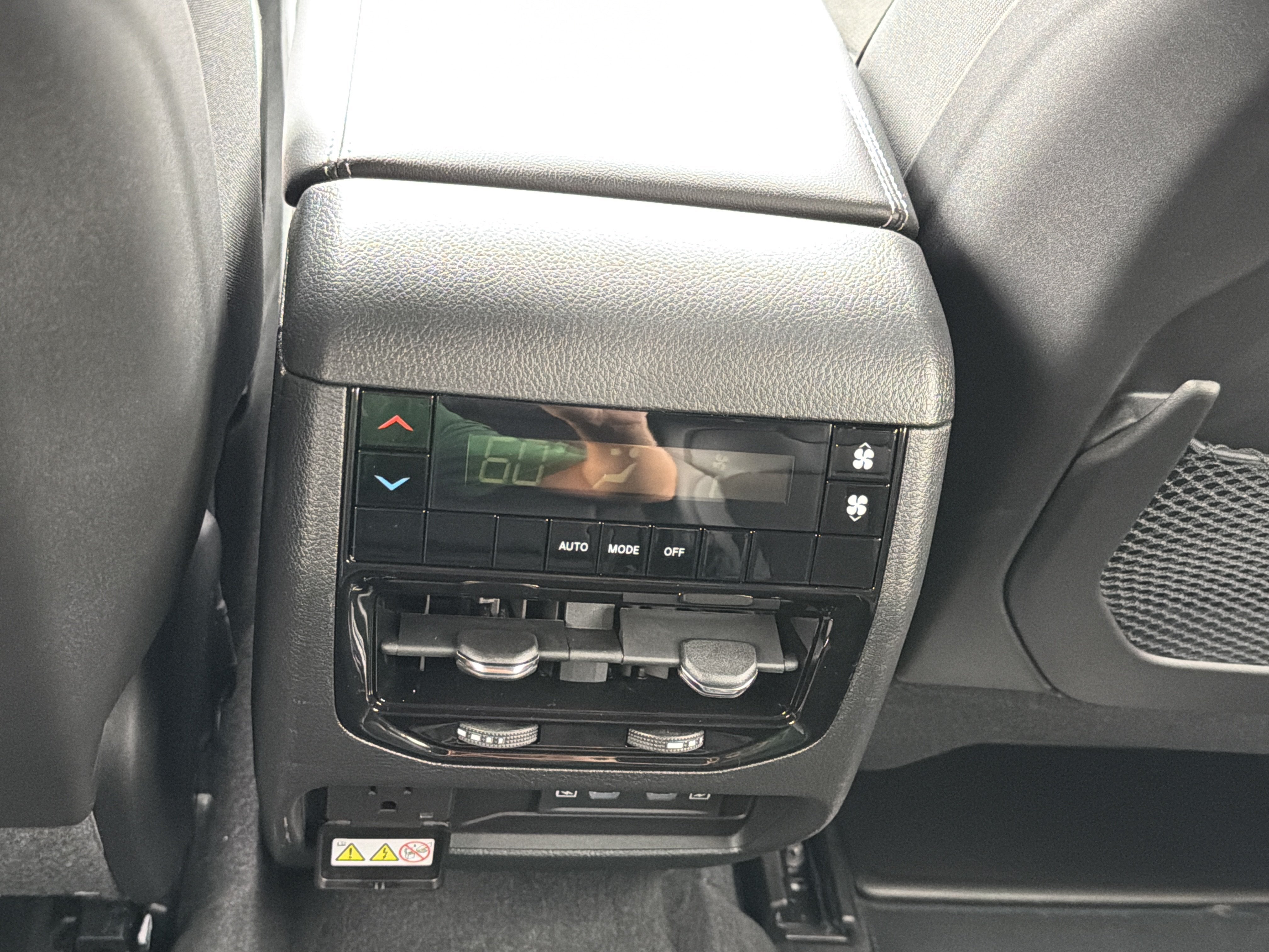 2026 Jeep Grand Cherokee L Laredo Altitude
