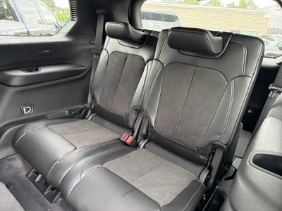 2026 Jeep Grand Cherokee L Laredo Altitude