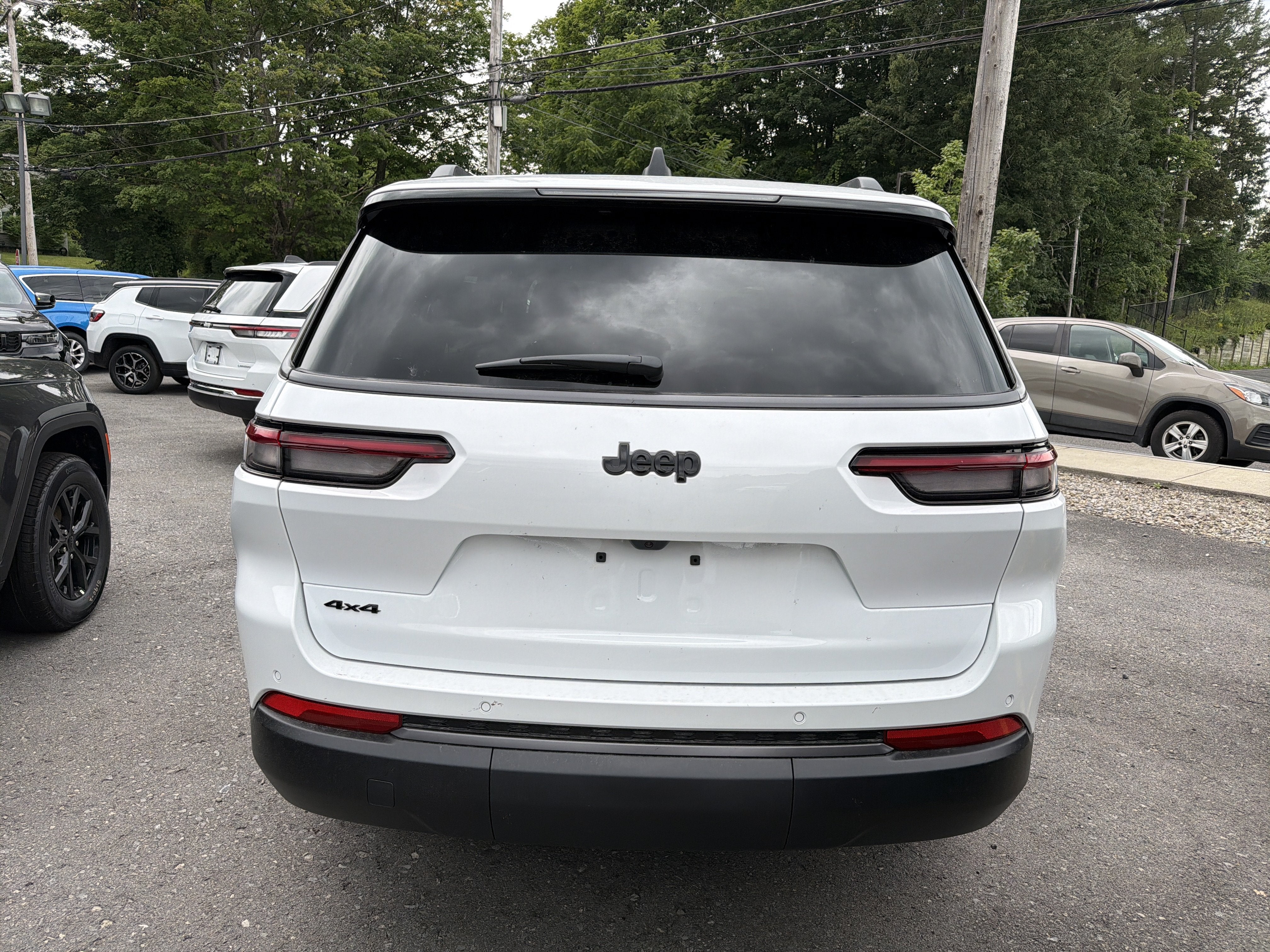 2026 Jeep Grand Cherokee L Laredo Altitude
