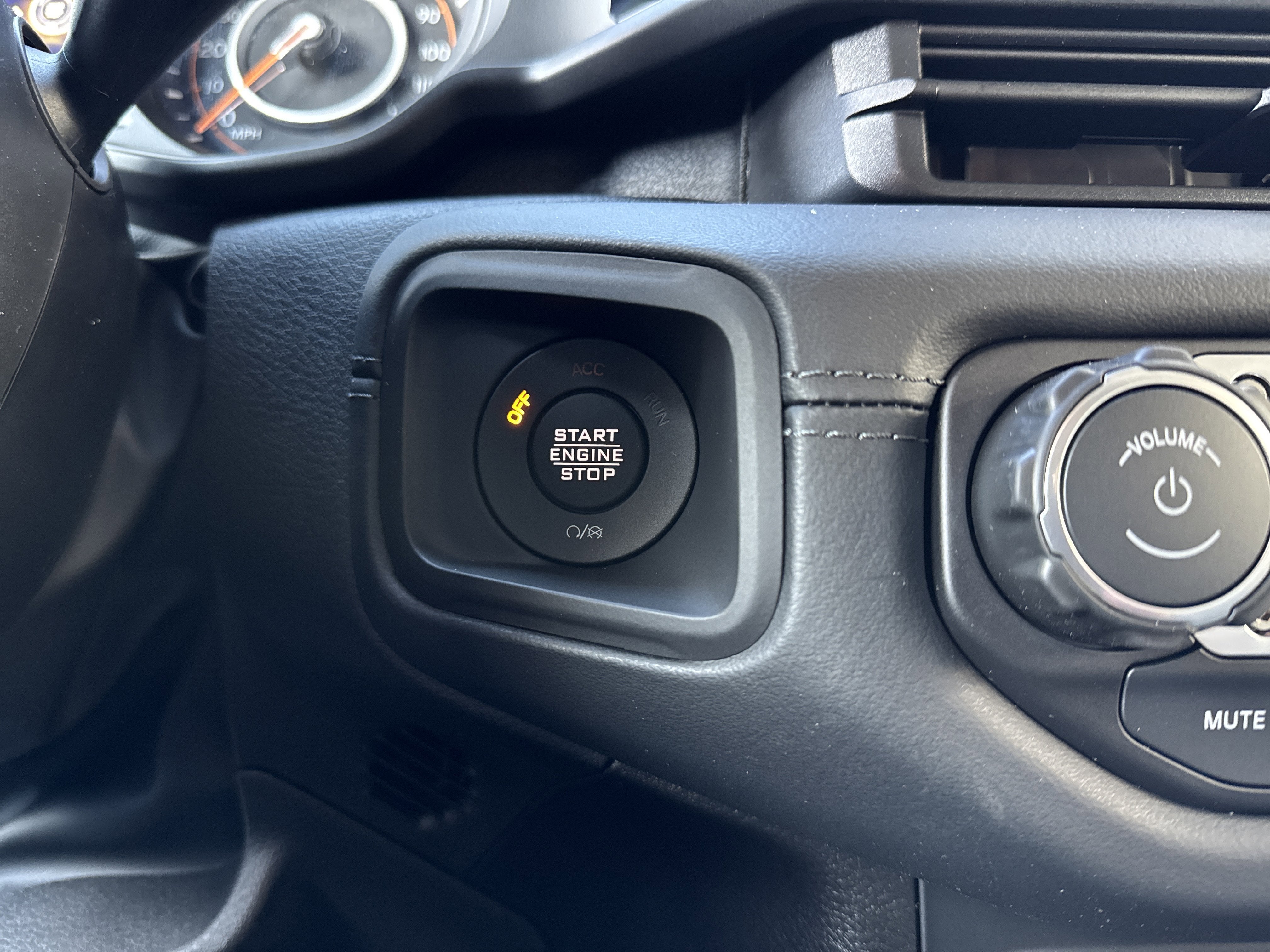 2026 Jeep Gladiator Mojave 4x4