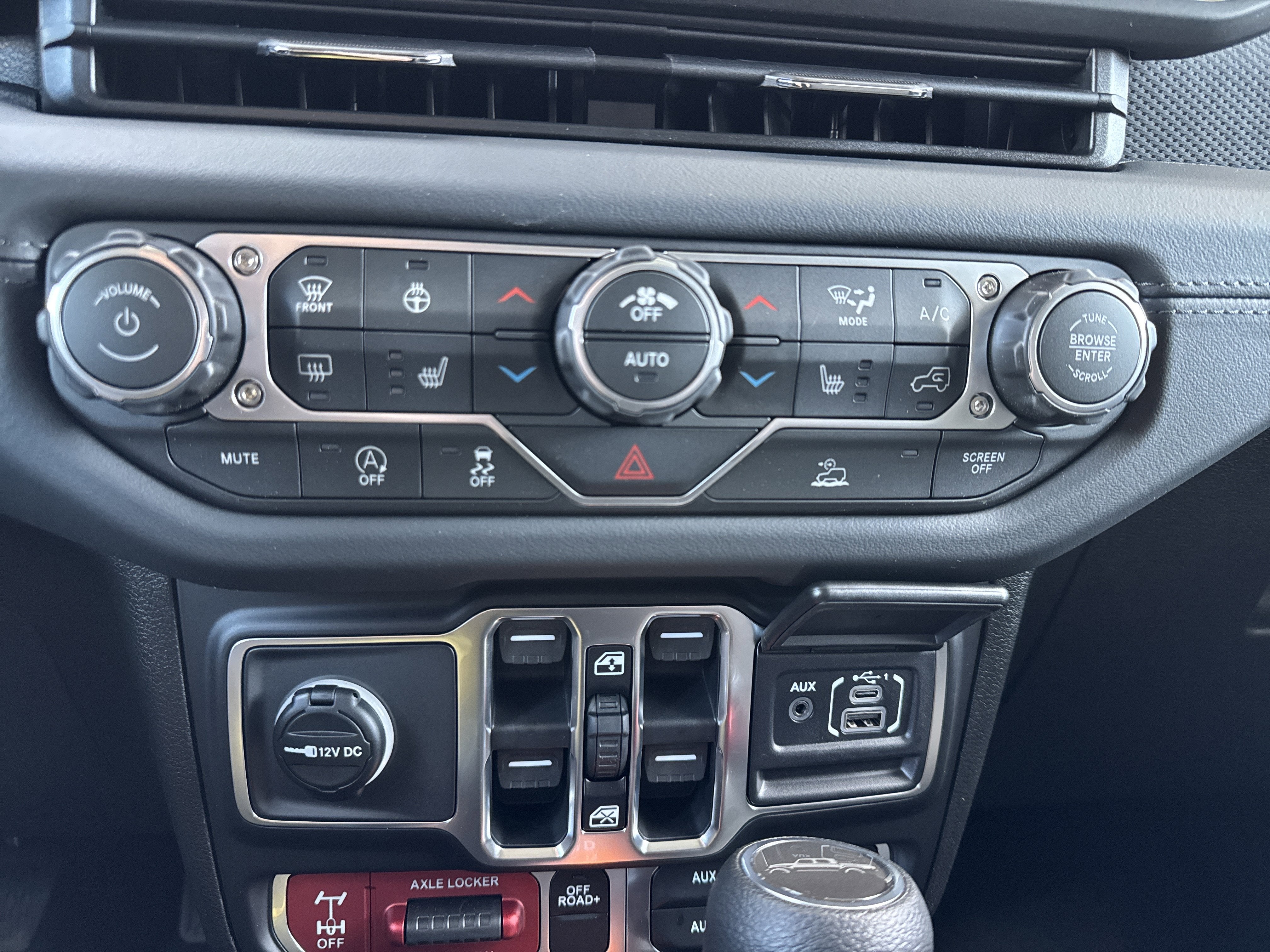 2026 Jeep Gladiator Mojave 4x4