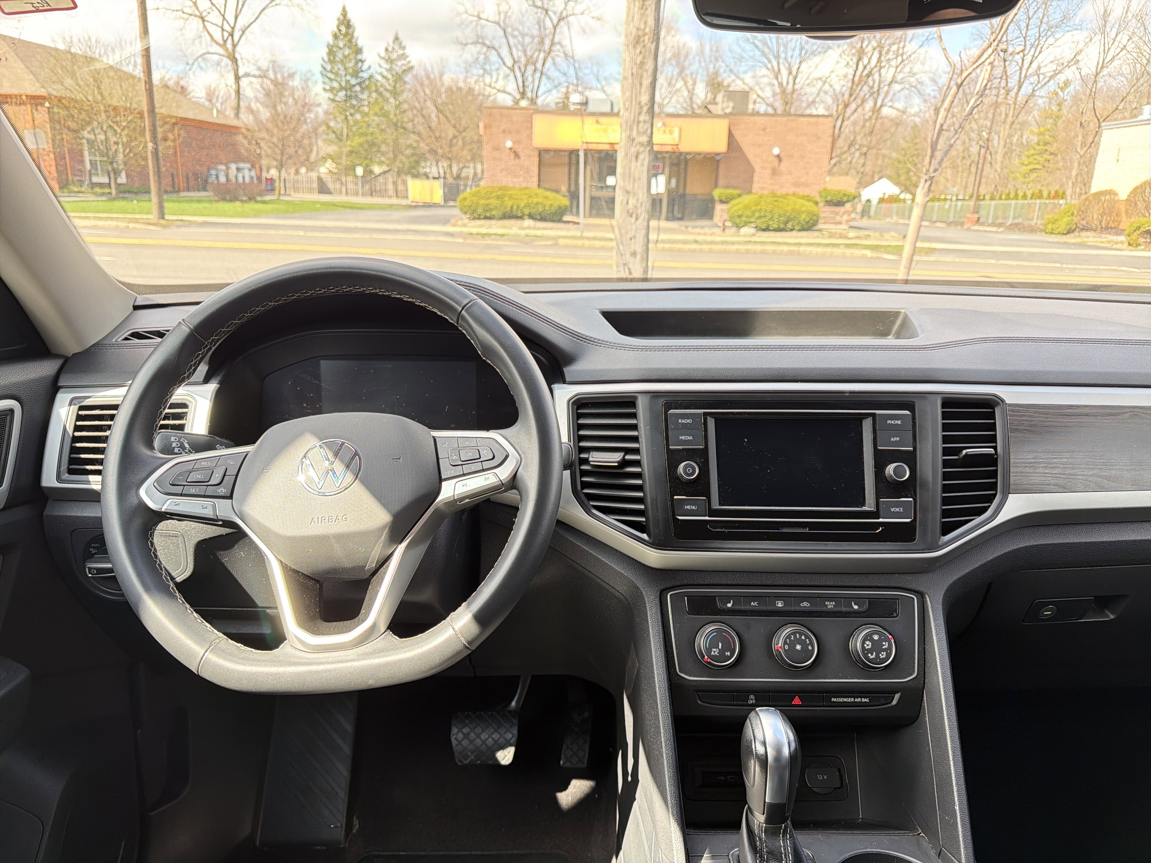 2022 Volkswagen Atlas 2.0T SE