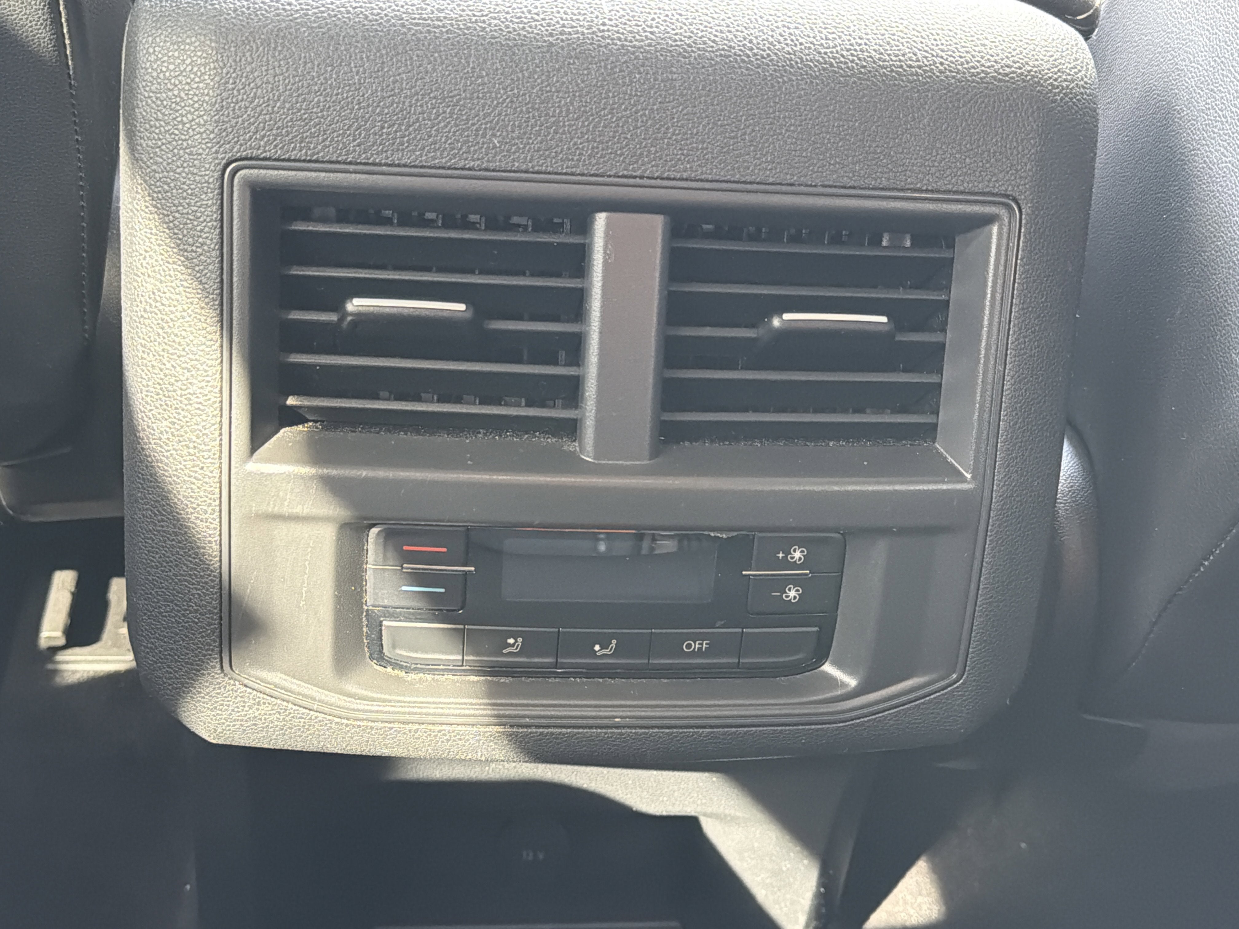 2022 Volkswagen Atlas 2.0T SE