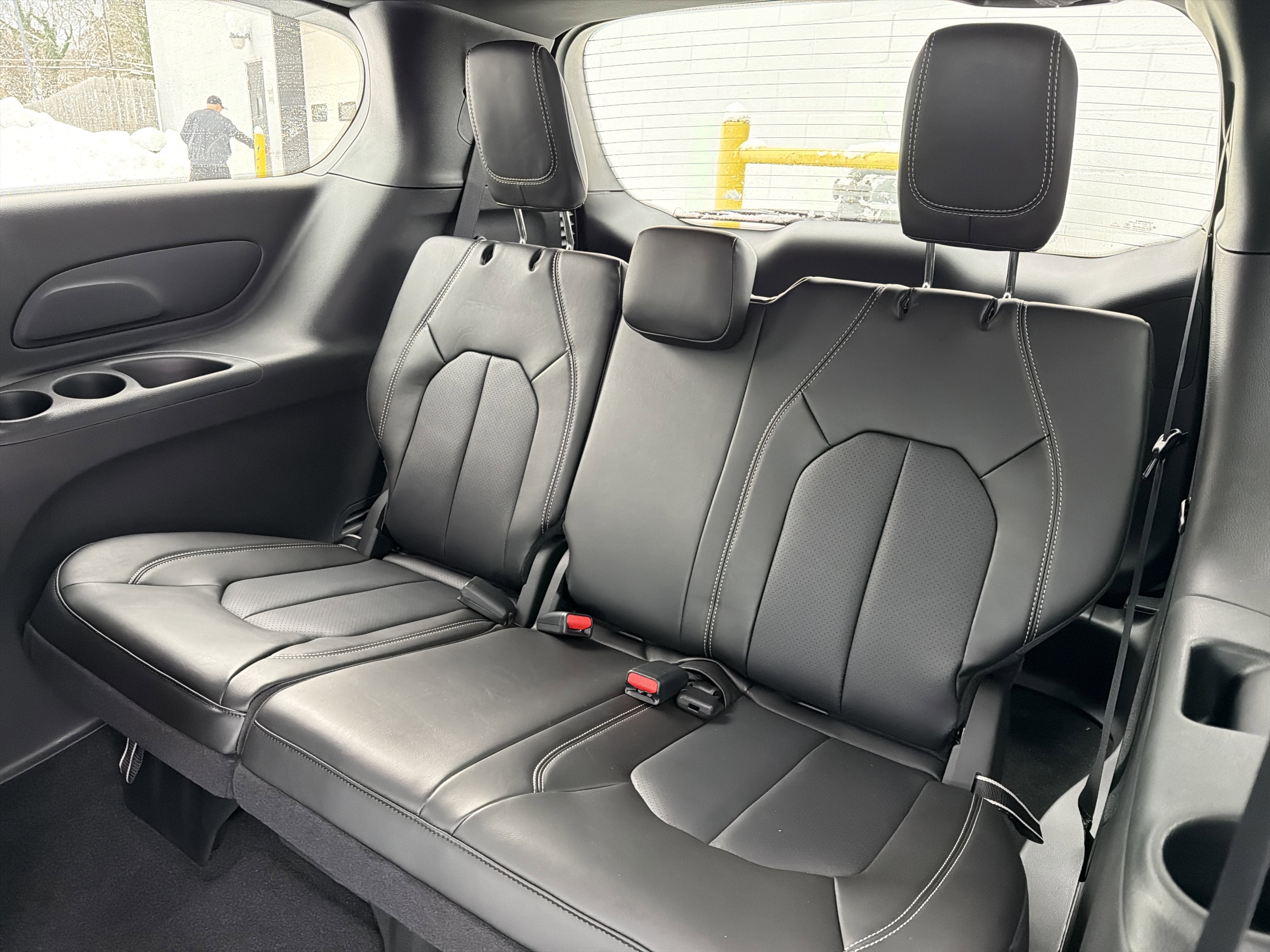 2026 Chrysler Voyager LX