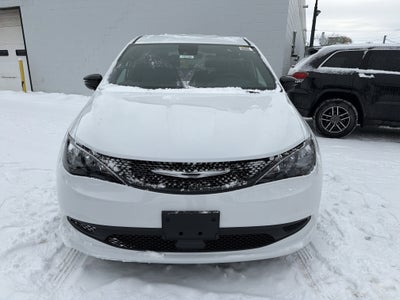 2026 Chrysler Voyager LX