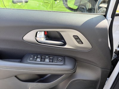2027 Chrysler Pacifica Select AWD
