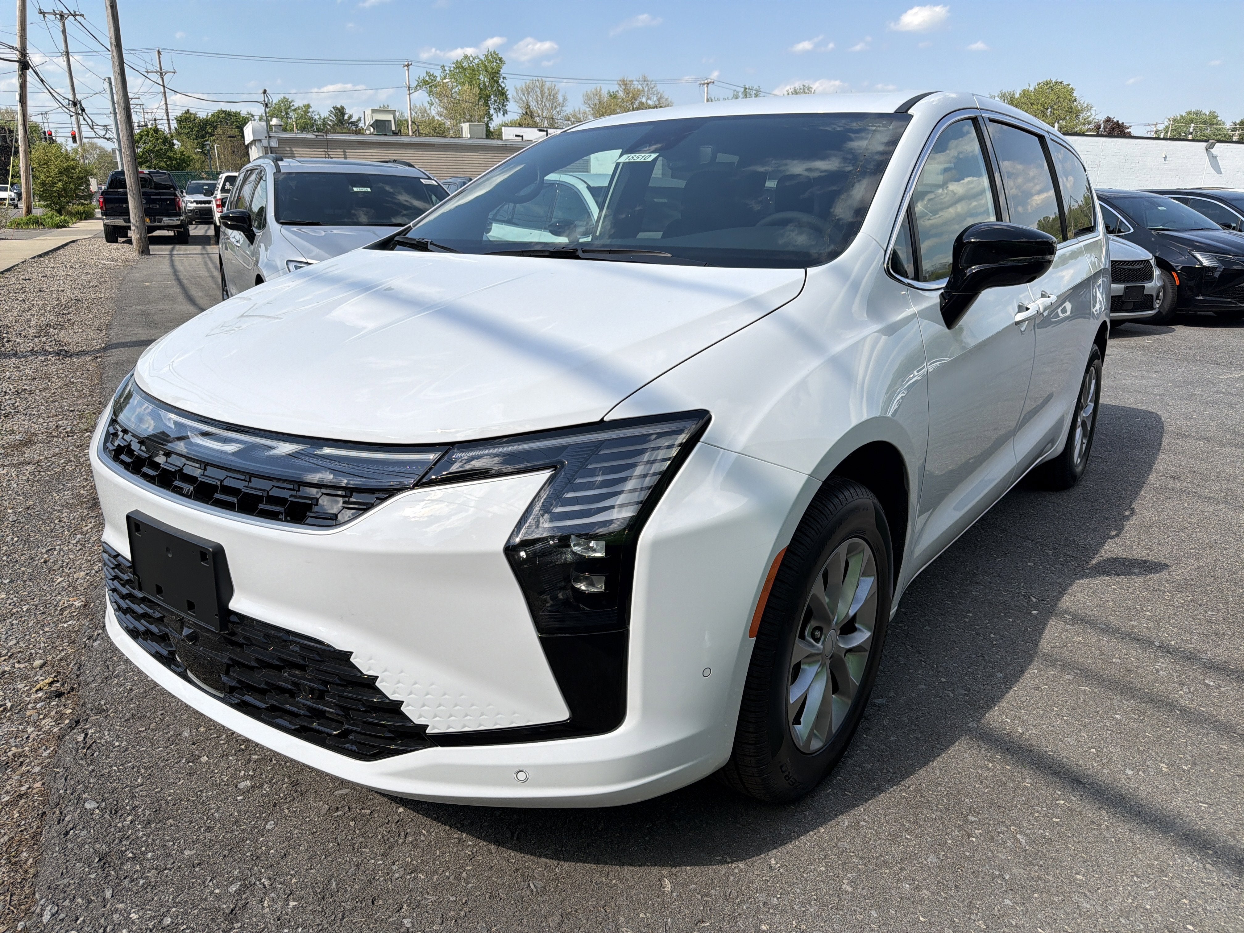 2027 Chrysler Pacifica Select AWD