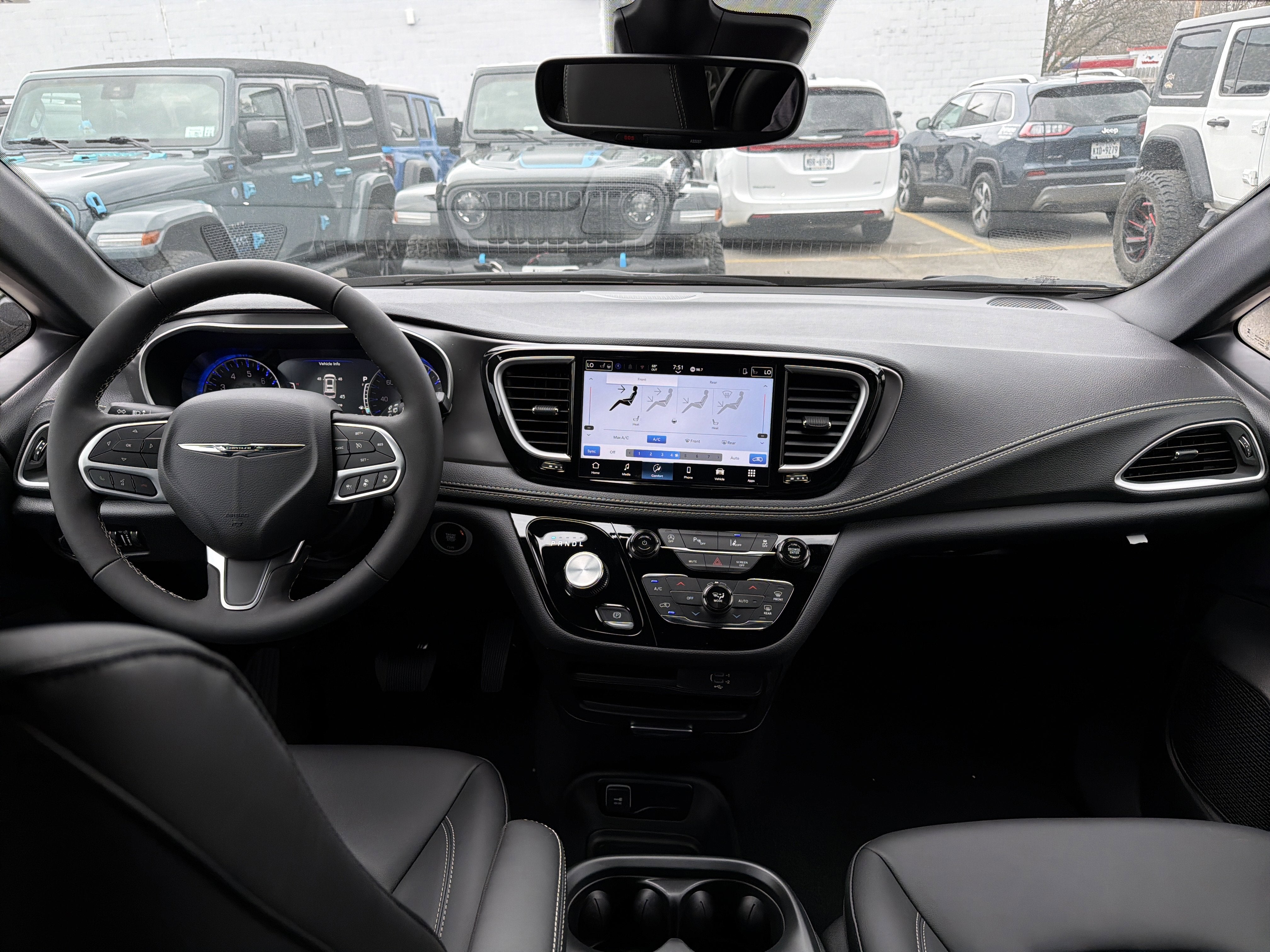 2026 Chrysler Pacifica Select AWD