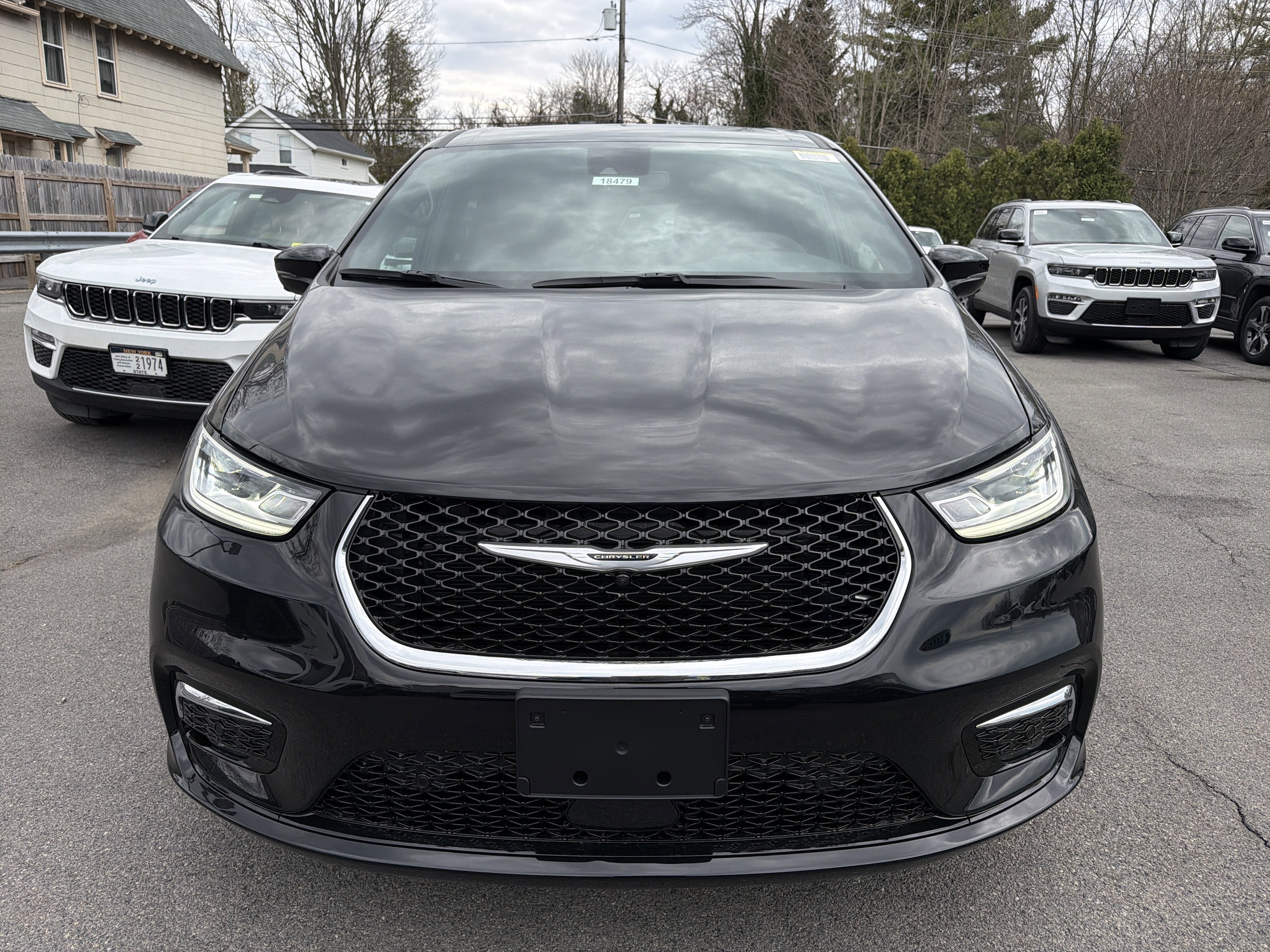 2026 Chrysler Pacifica Select AWD